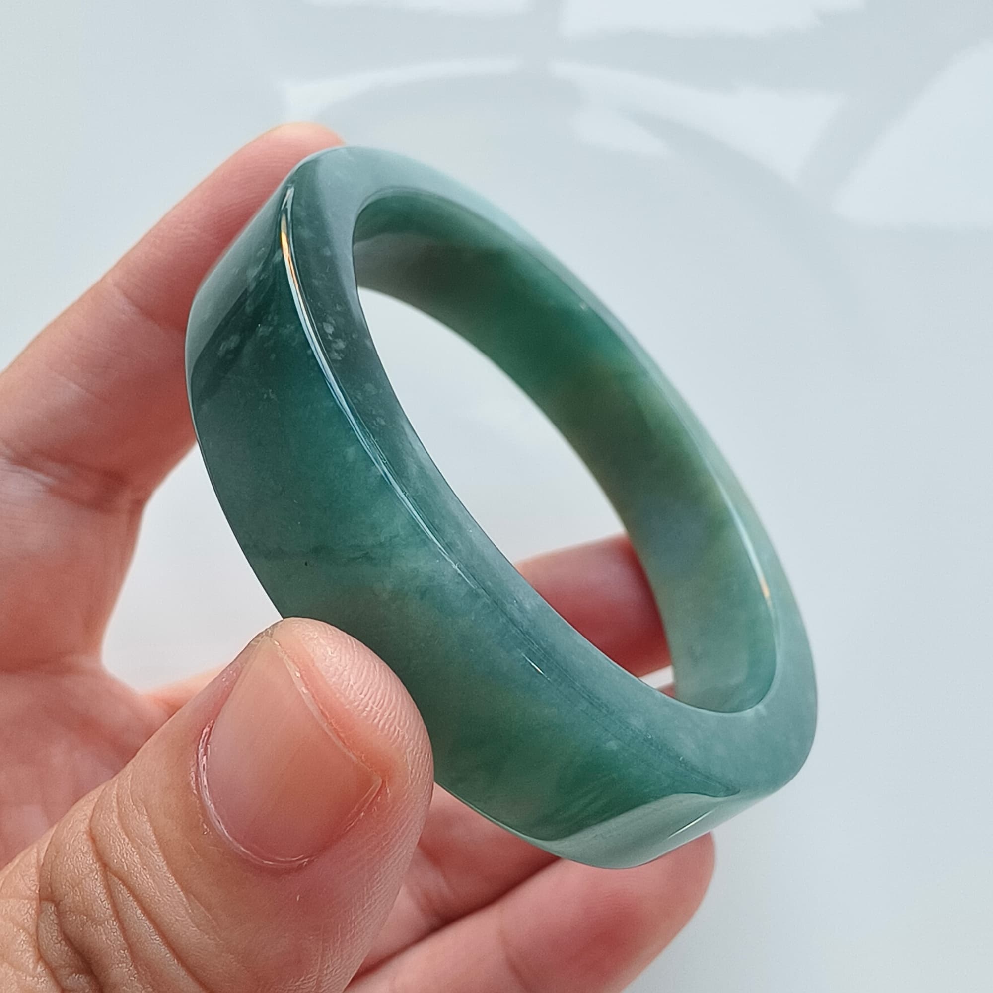 DDP 48.5X53mm Natural Type A Blue Yellow Guatemalan Jadeite Round Band Bangle