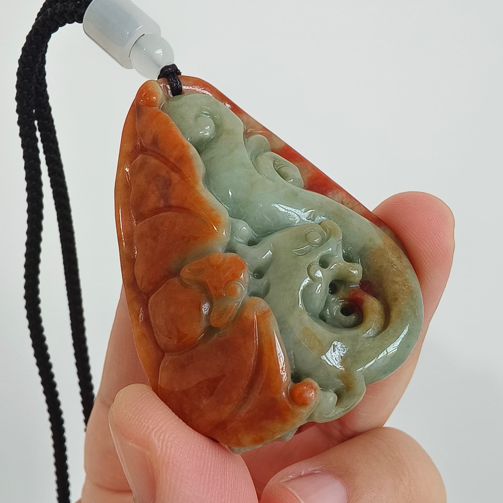 DDP 50mm Natural Certificated Red Green Burmese Jadeite Irregular Pendant With Dragon And Gecko Carved