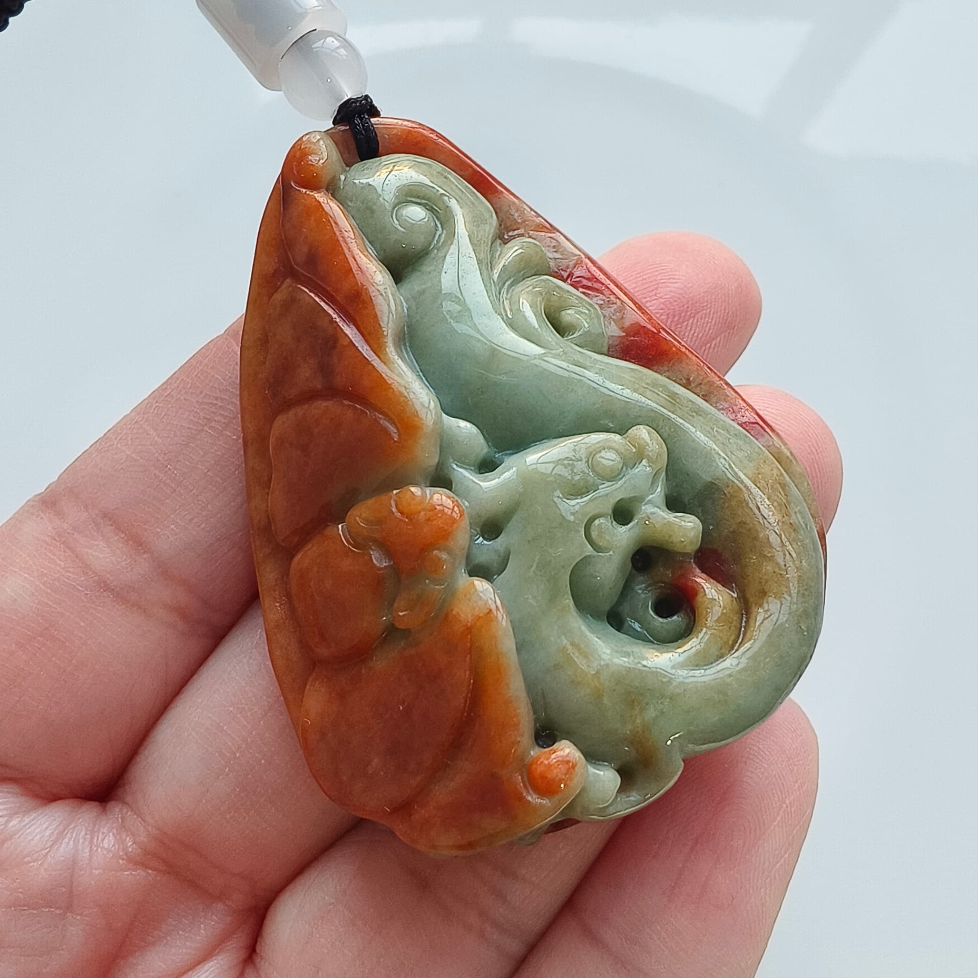 DDP 50mm Natural Certificated Red Green Burmese Jadeite Irregular Pendant With Dragon And Gecko Carved