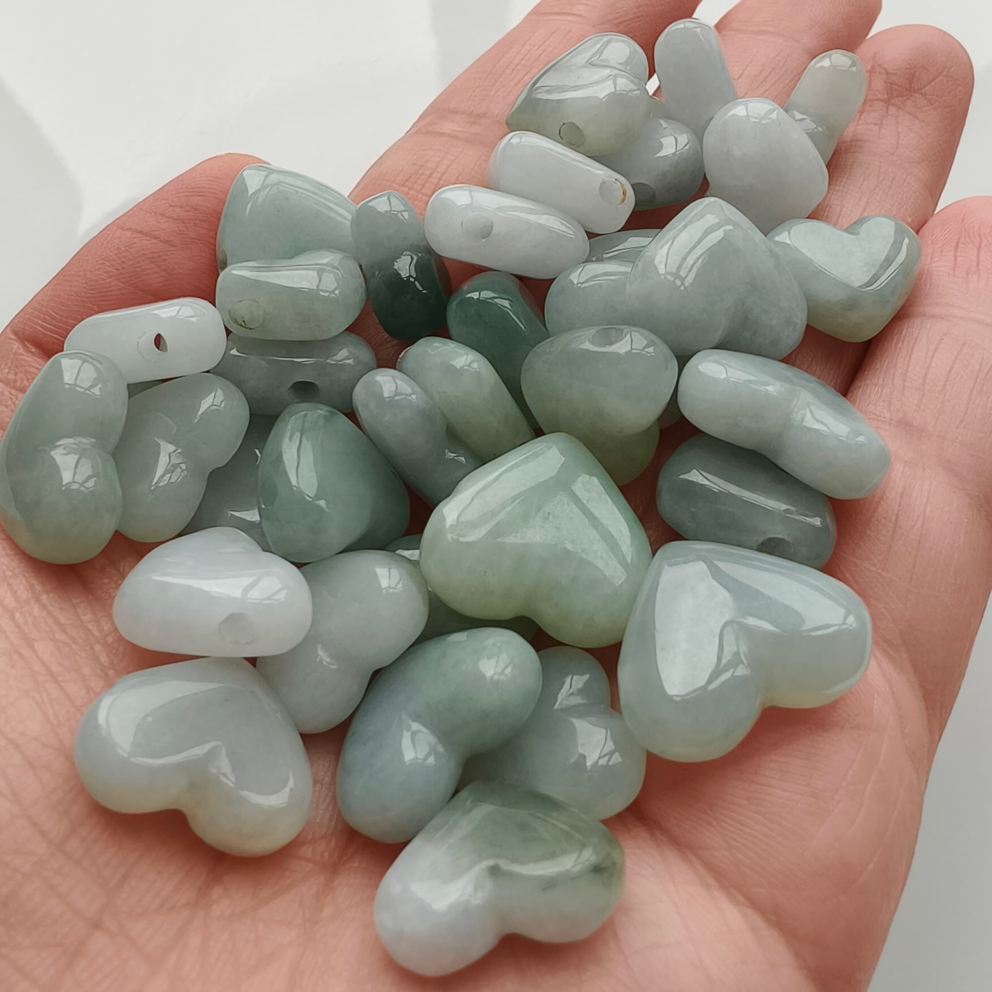 DDP 5pcs 13-18mm Natural Certificated Type A Untreated White Green Burmese Jadeite Heart Side Drilled Hole Beads
