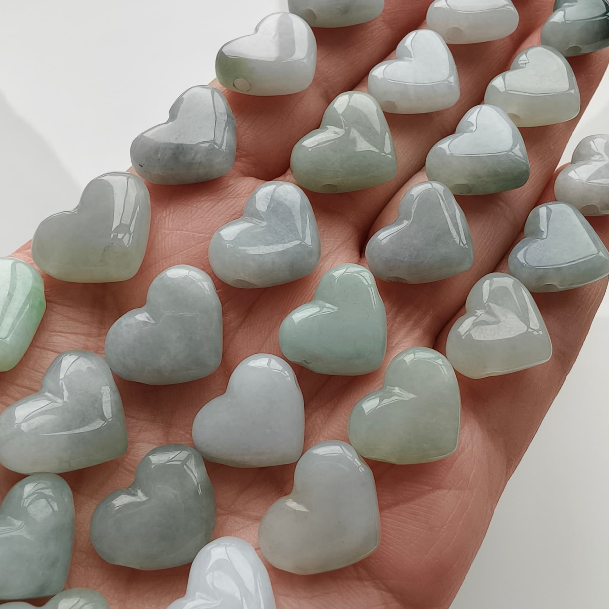 DDP 5pcs 13-18mm Natural Certificated Type A Untreated White Green Burmese Jadeite Heart Side Drilled Hole Beads