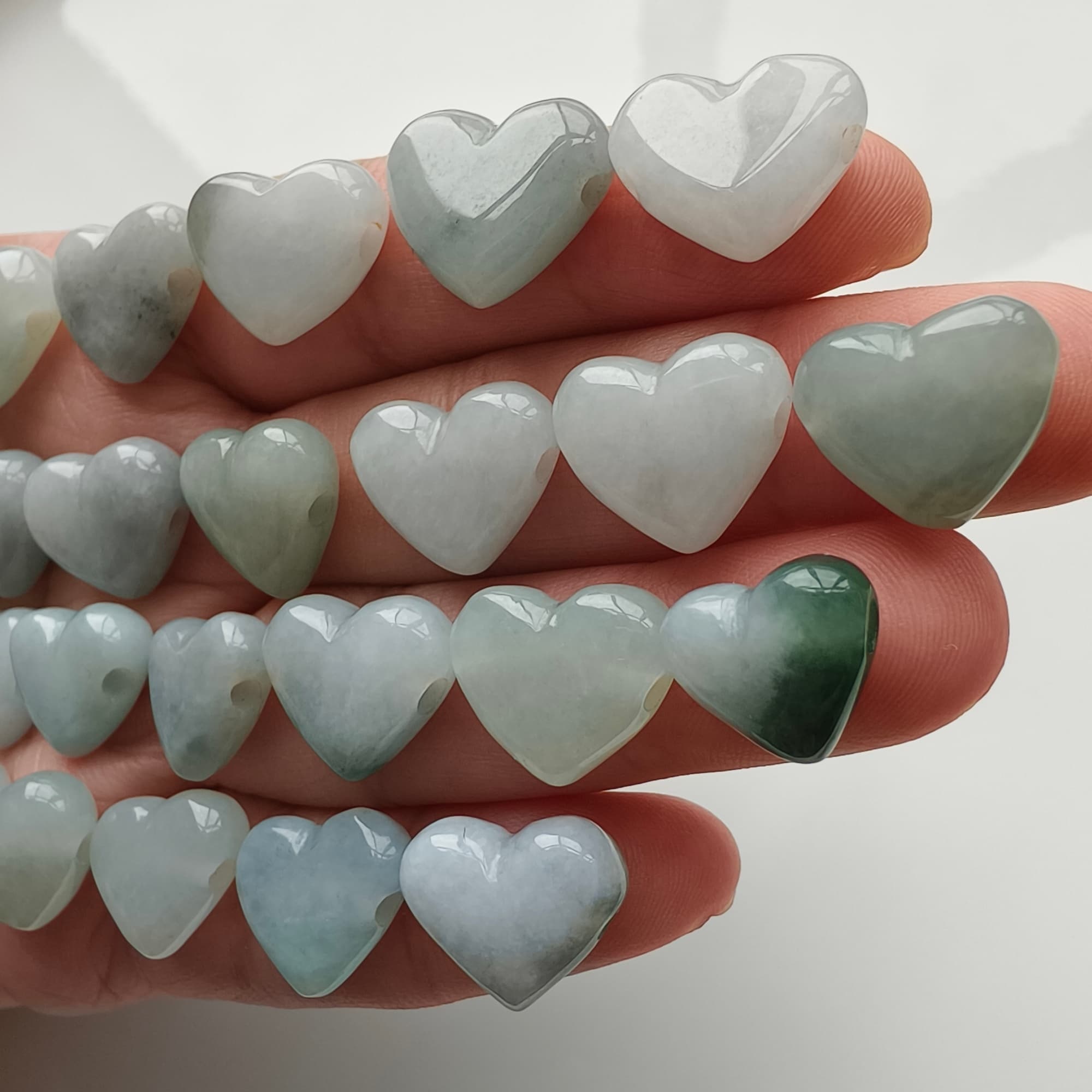 DDP 5pcs 13-18mm Natural Certificated Type A Untreated White Green Burmese Jadeite Heart Side Drilled Hole Beads