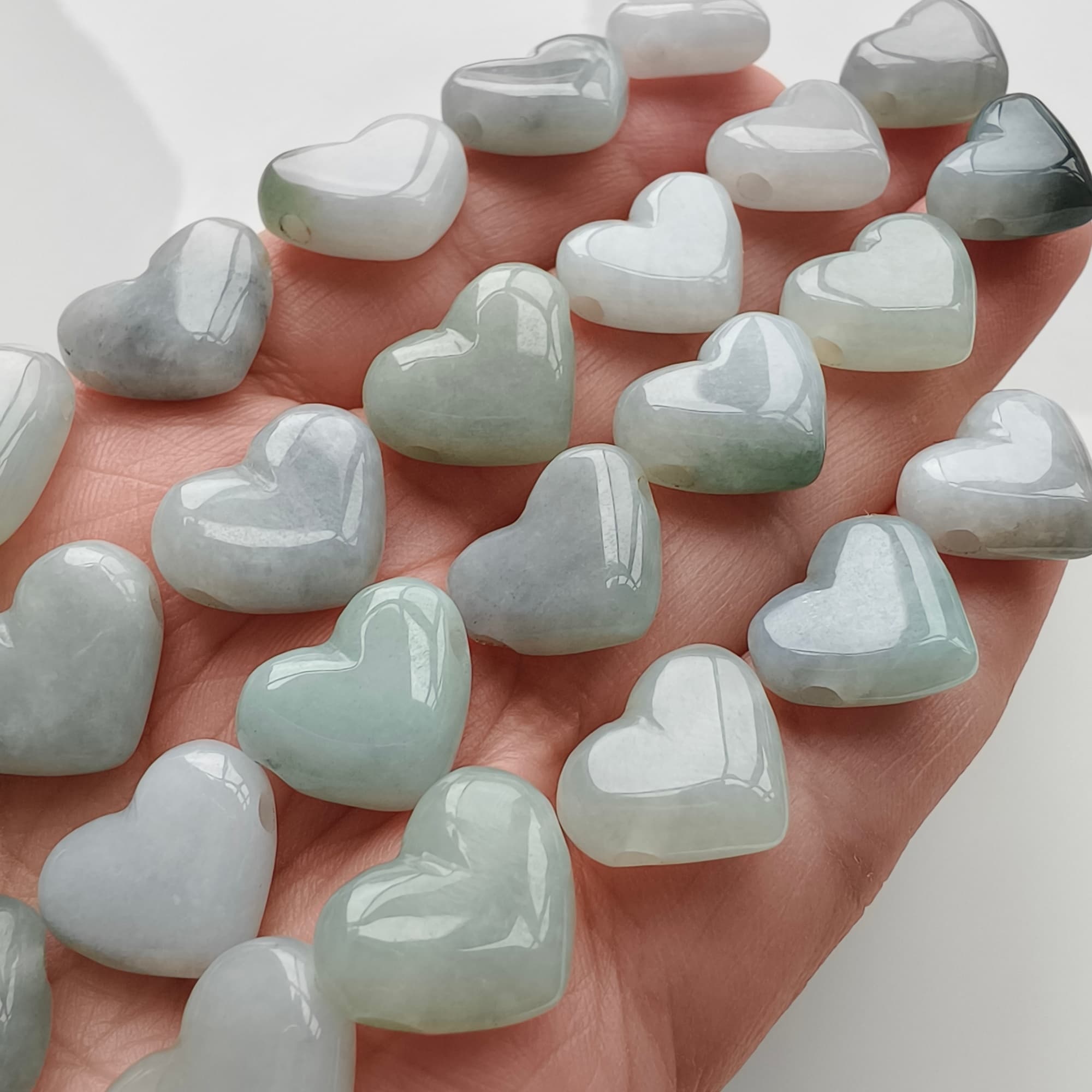 DDP 5pcs 13-18mm Natural Certificated Type A Untreated White Green Burmese Jadeite Heart Side Drilled Hole Beads