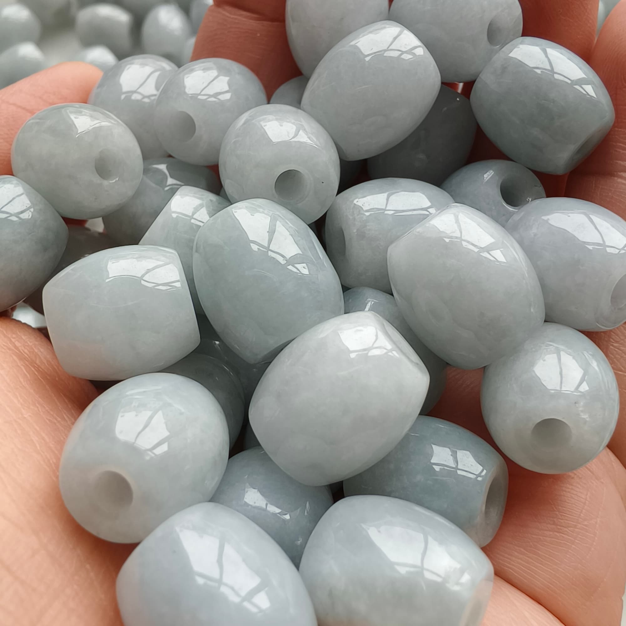 DDP 5pcs 12.5-13.5mm Natural Certificated Type A Untreated Light Green Burmese Jadeite Oval Barrel Beads