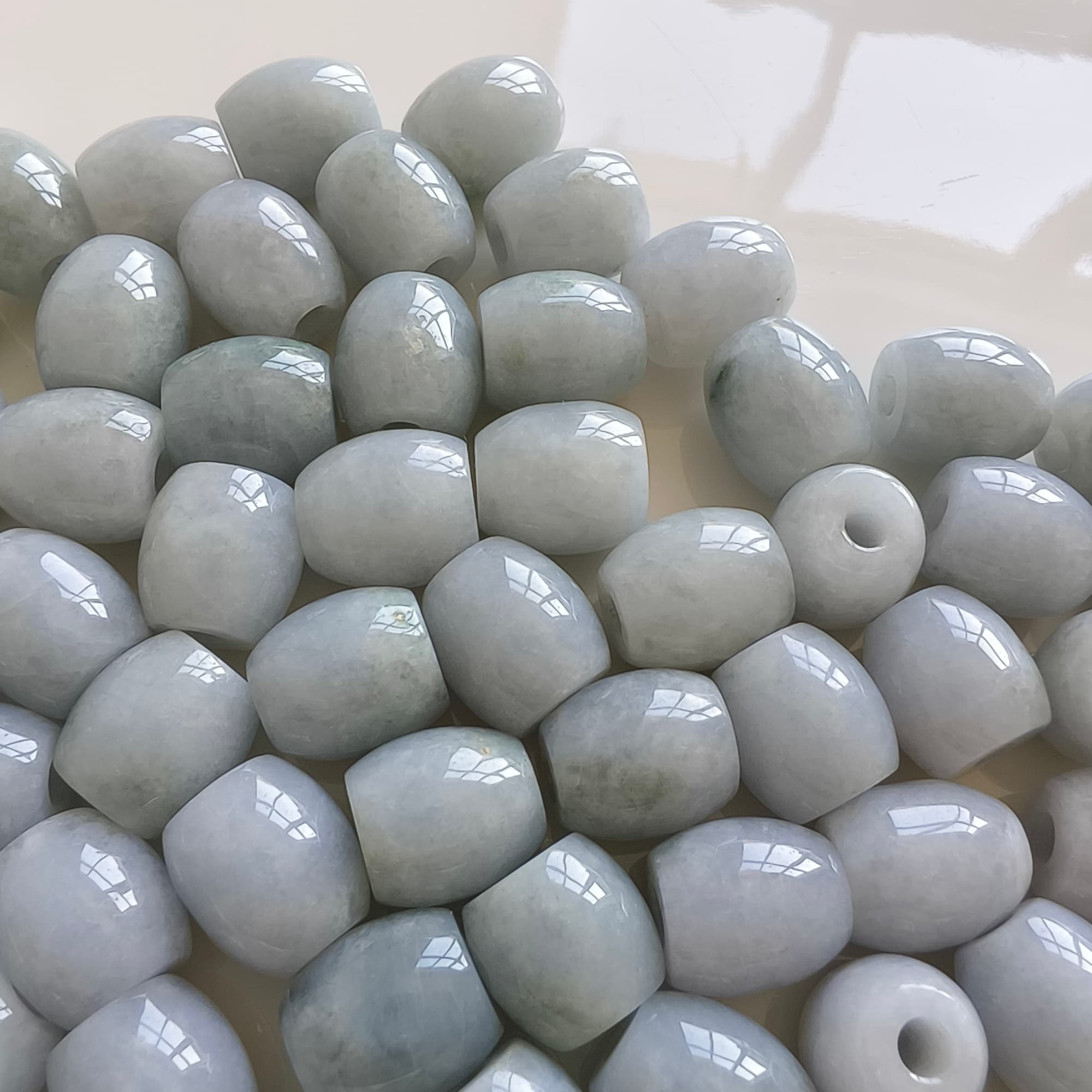 DDP 5pcs 12.5-13.5mm Natural Certificated Type A Untreated Light Green Burmese Jadeite Oval Barrel Beads