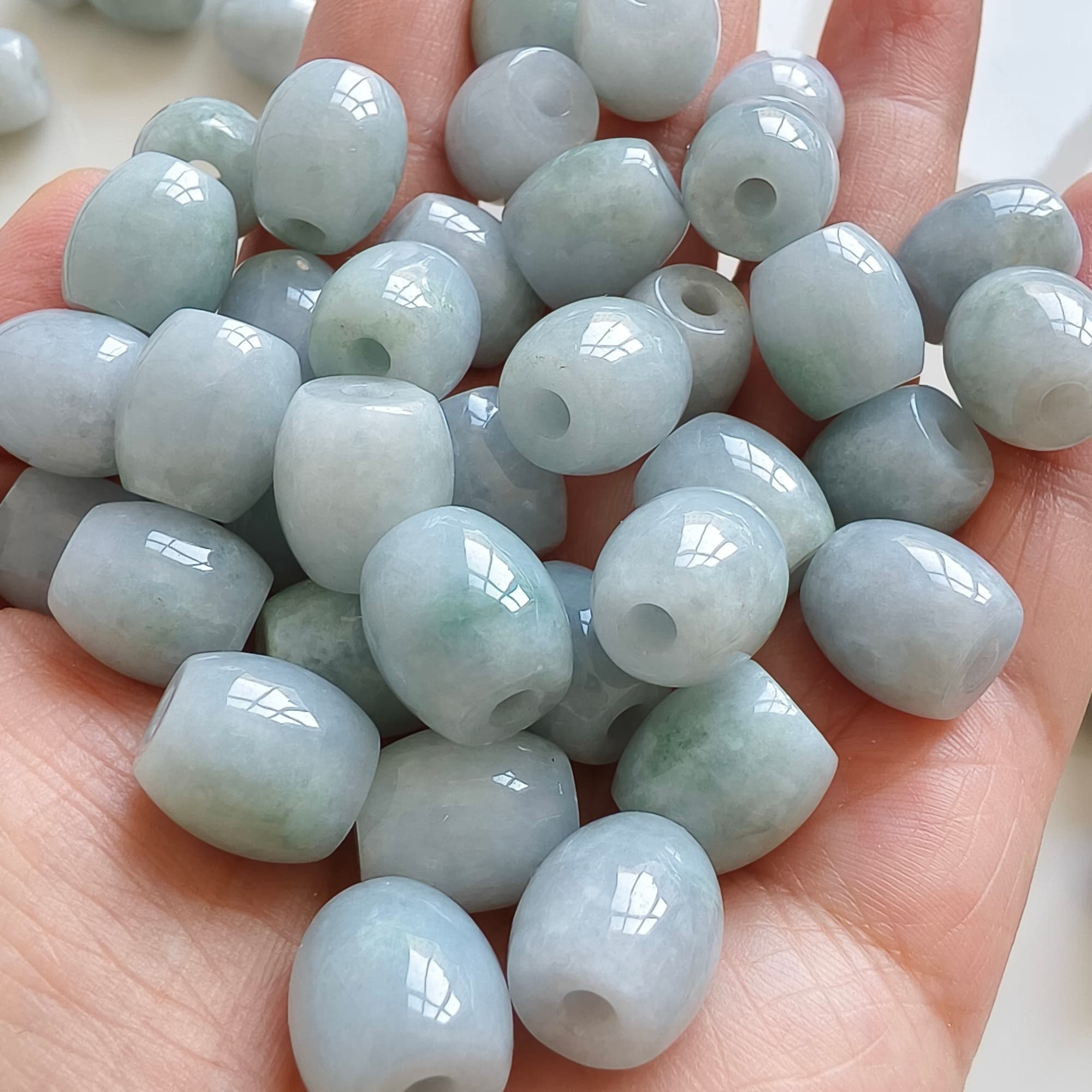 DDP 5pcs 12.5-13.5mm Natural Certificated Type A Untreated Light Green Burmese Jadeite Oval Barrel Beads