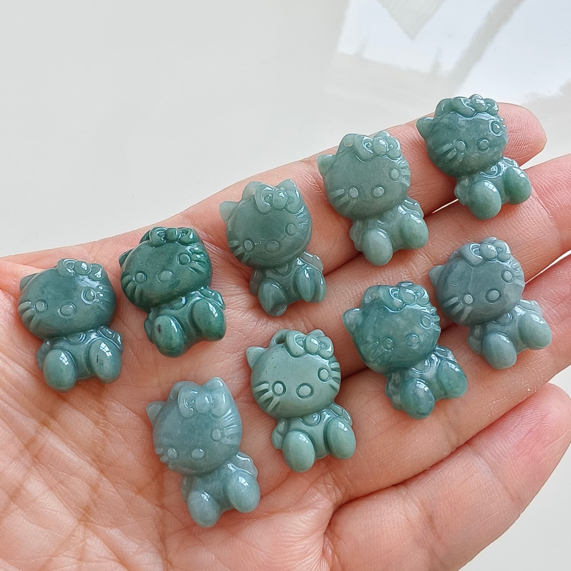 DDP 9pcs 21mm Natural Certificated Type A Blue Guatemalan Jadeite Kitty Beads