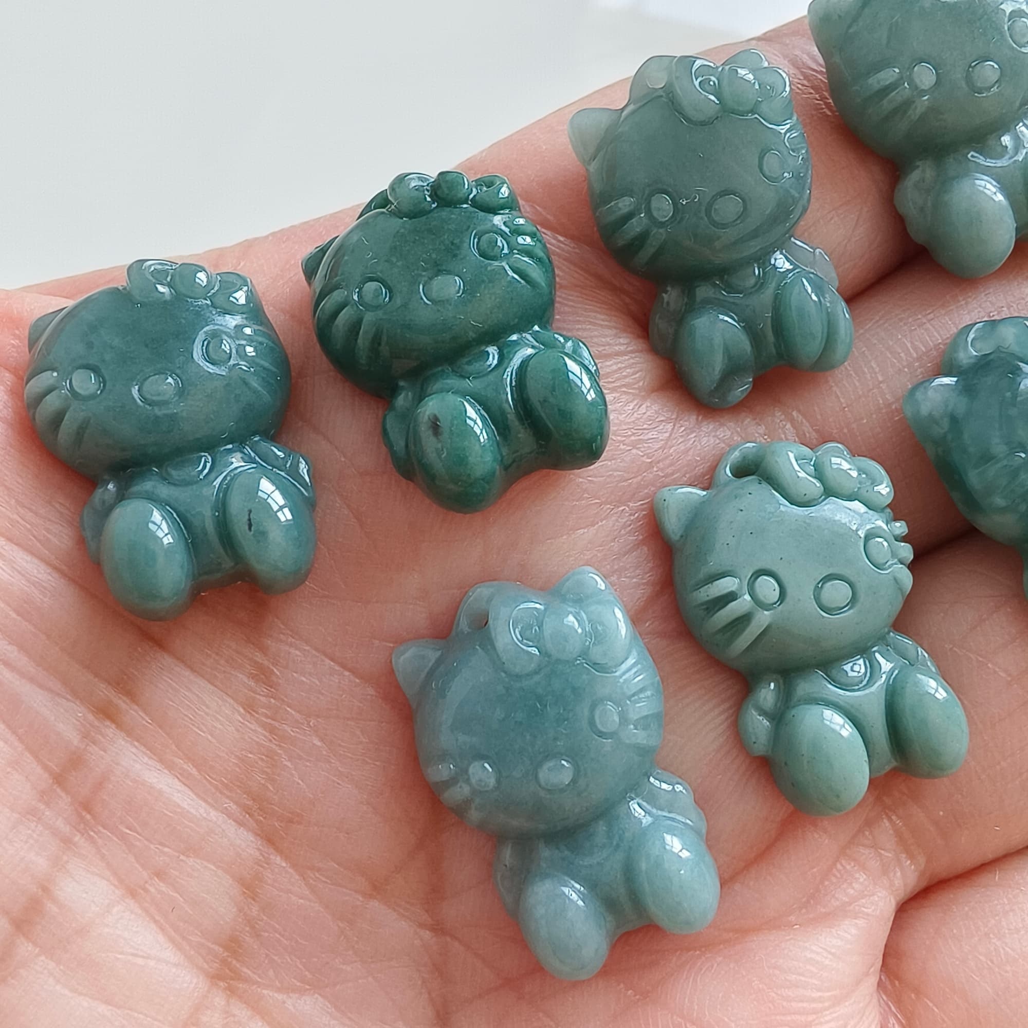 DDP 9pcs 21mm Natural Certificated Type A Blue Guatemalan Jadeite Kitty Beads