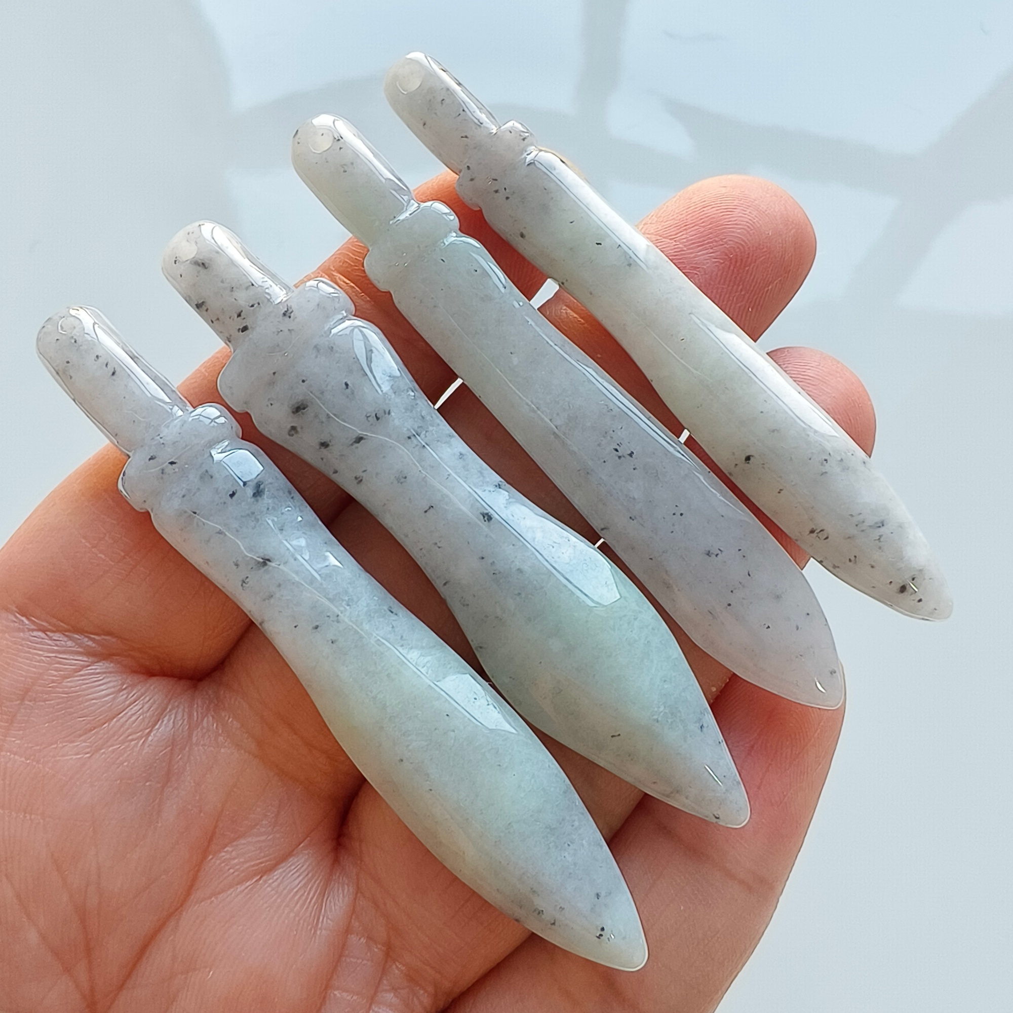 DDP 2pcs 65-69mm Natural Certificated Type A Black Chicken Species Burmese Jadeite Sword Pendant