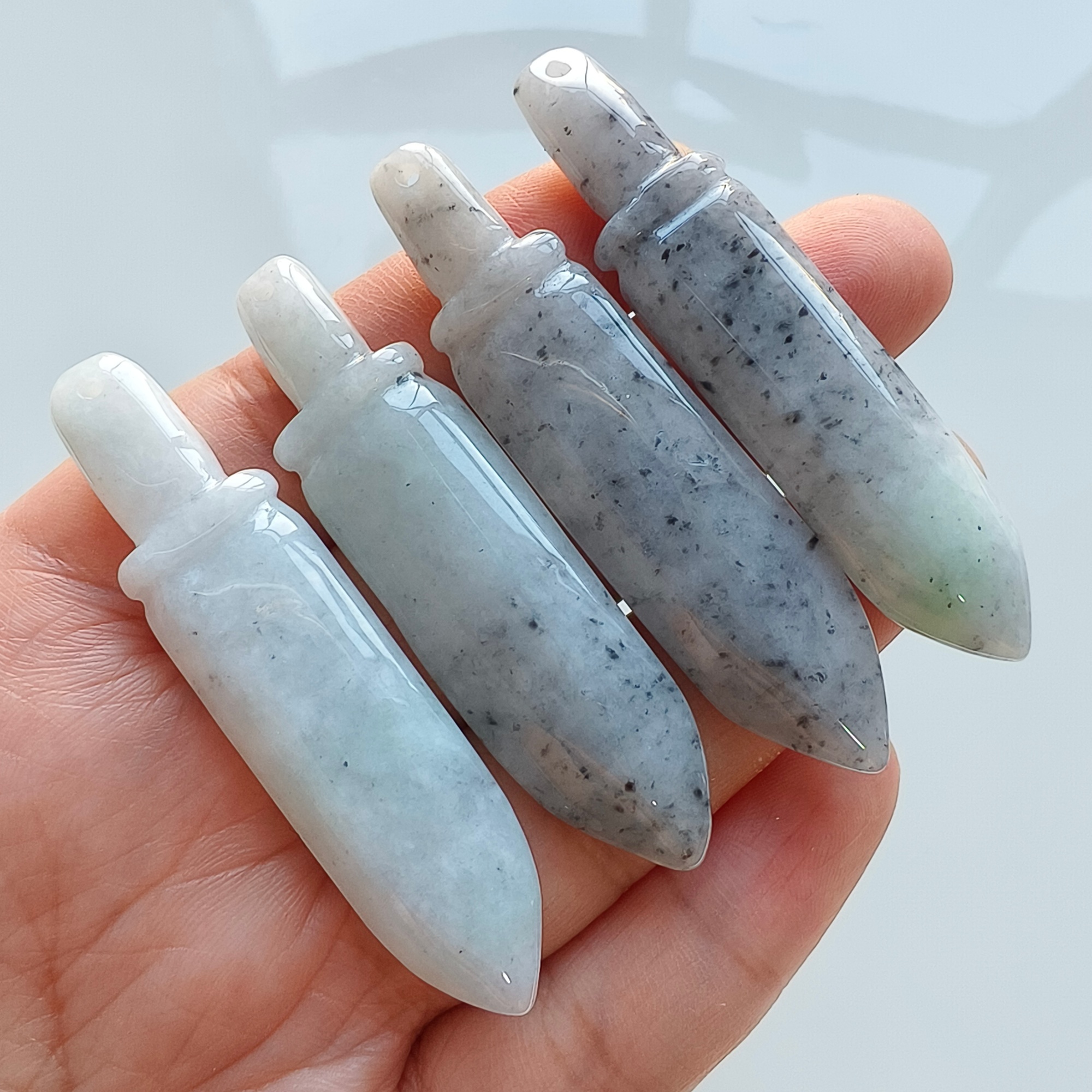 DDP 2pcs 57.5-60.5mm Natural Certificated Type A Black Chicken Species Burmese Jadeite Sword Pendant