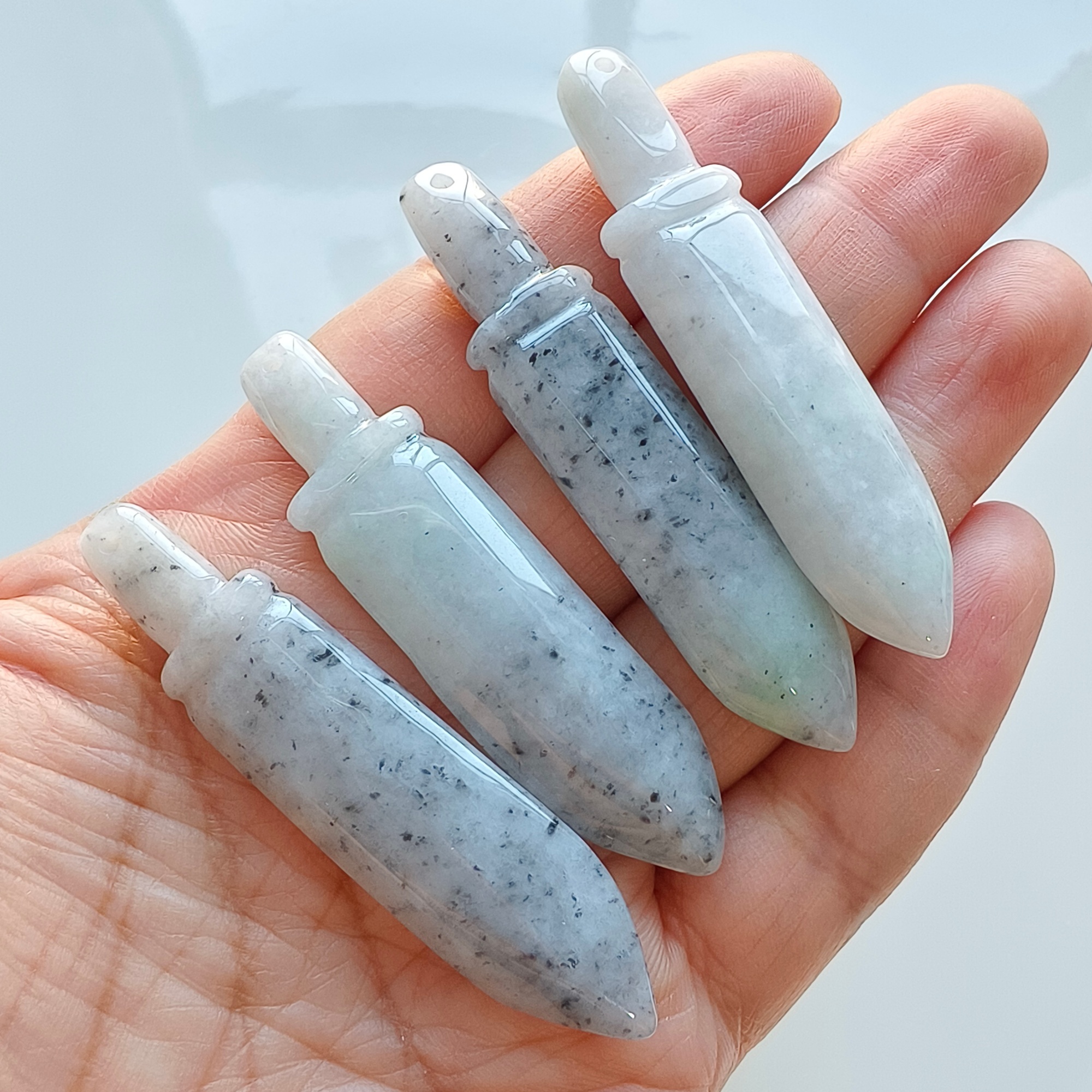 DDP 2pcs 57.5-60.5mm Natural Certificated Type A Black Chicken Species Burmese Jadeite Sword Pendant