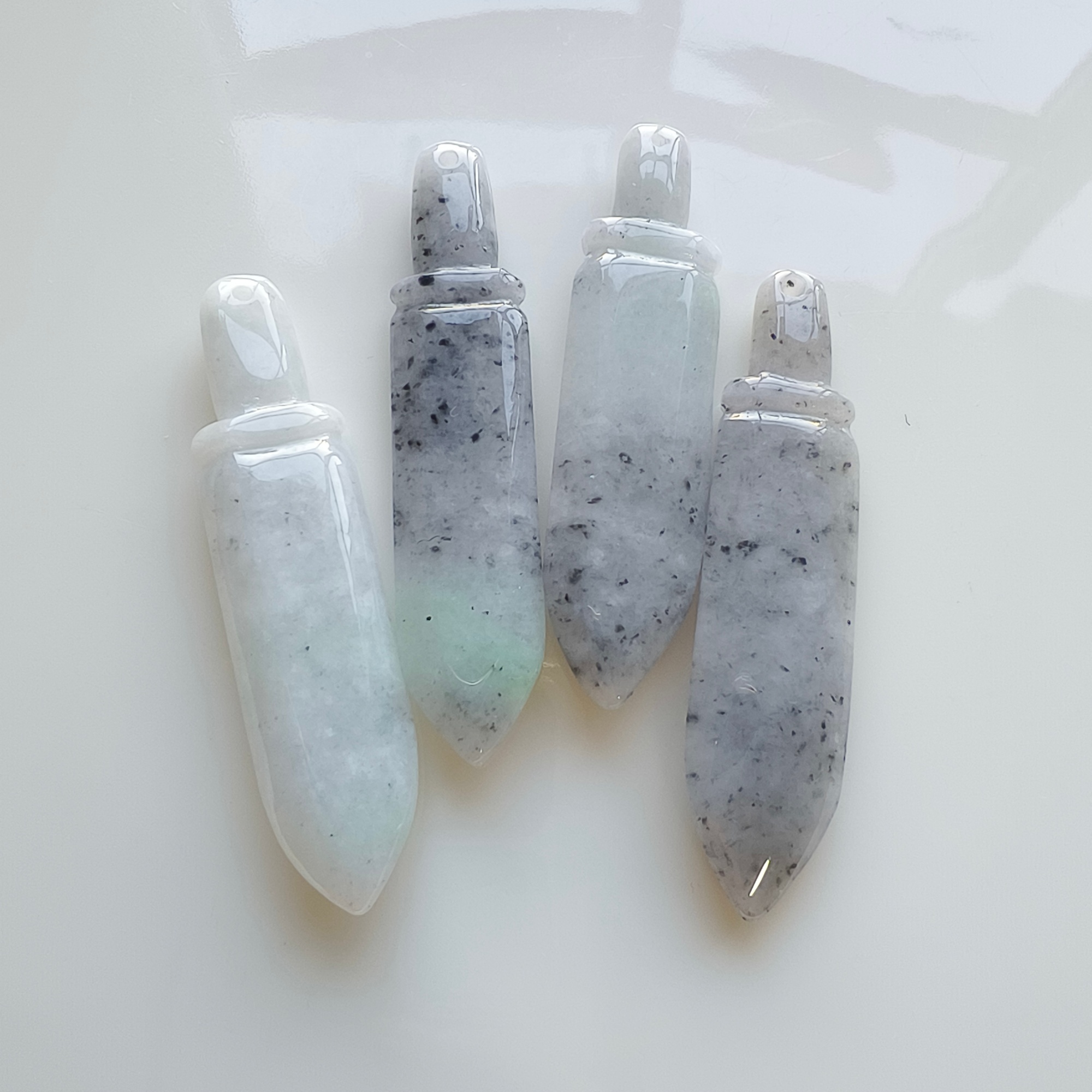 DDP 2pcs 57.5-60.5mm Natural Certificated Type A Black Chicken Species Burmese Jadeite Sword Pendant