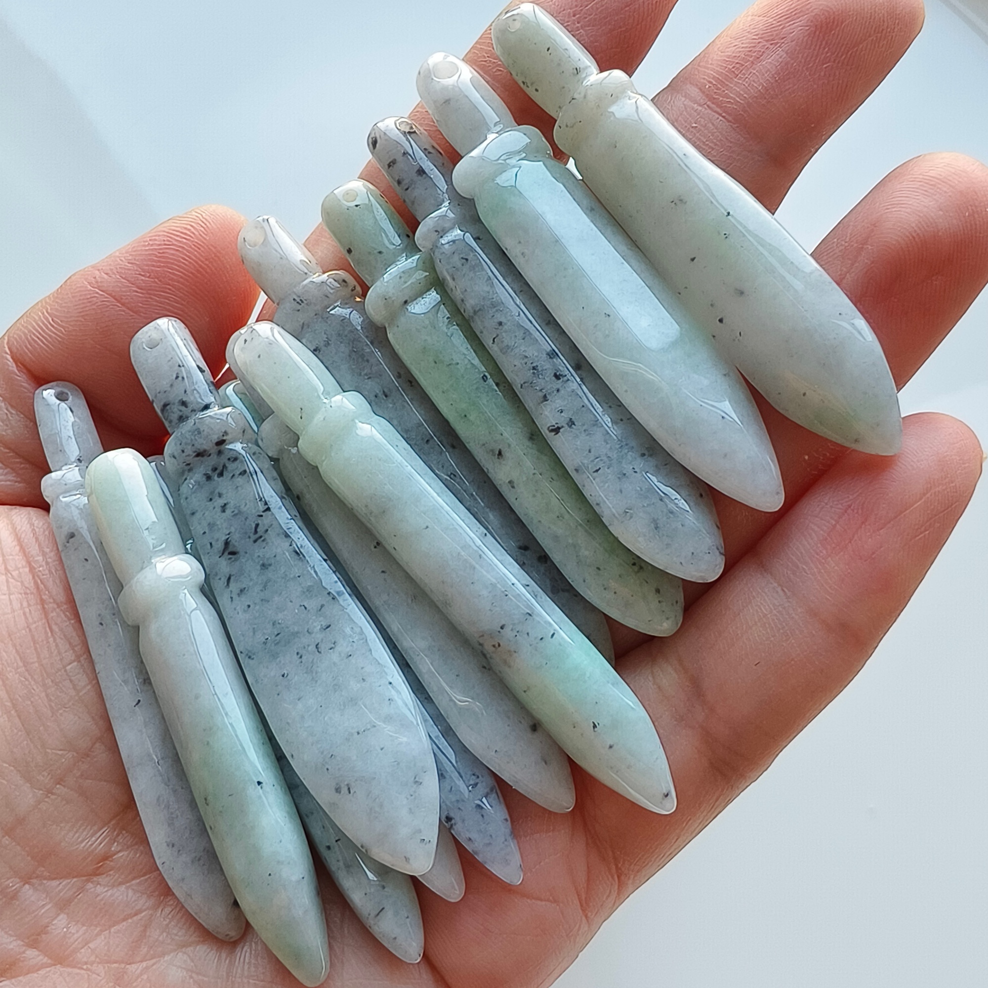 DDP 2pcs 55.5-62.5mm Natural Certificated Type A Black Chicken Species Burmese Jadeite Sword Pendant