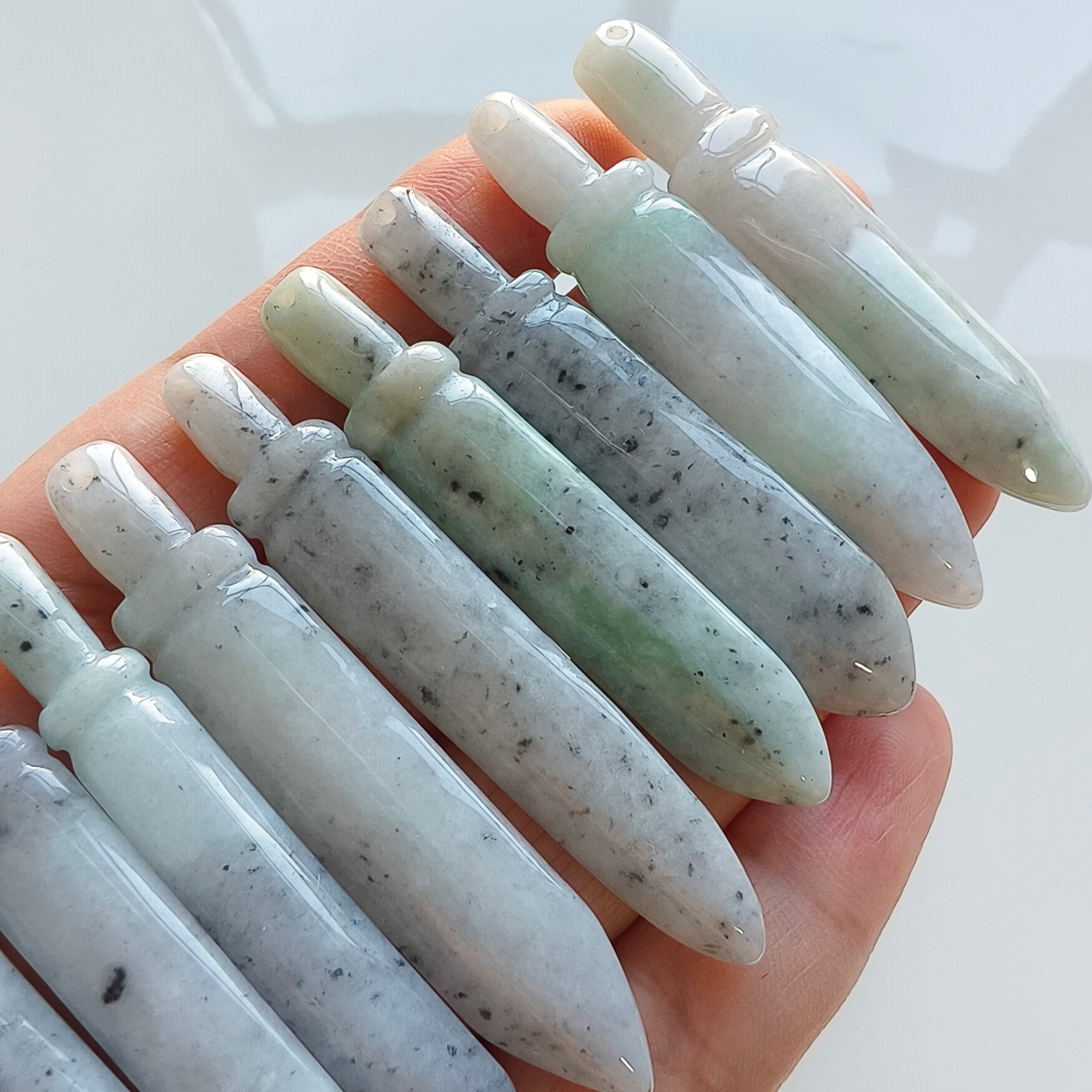 DDP 2pcs 55.5-62.5mm Natural Certificated Type A Black Chicken Species Burmese Jadeite Sword Pendant