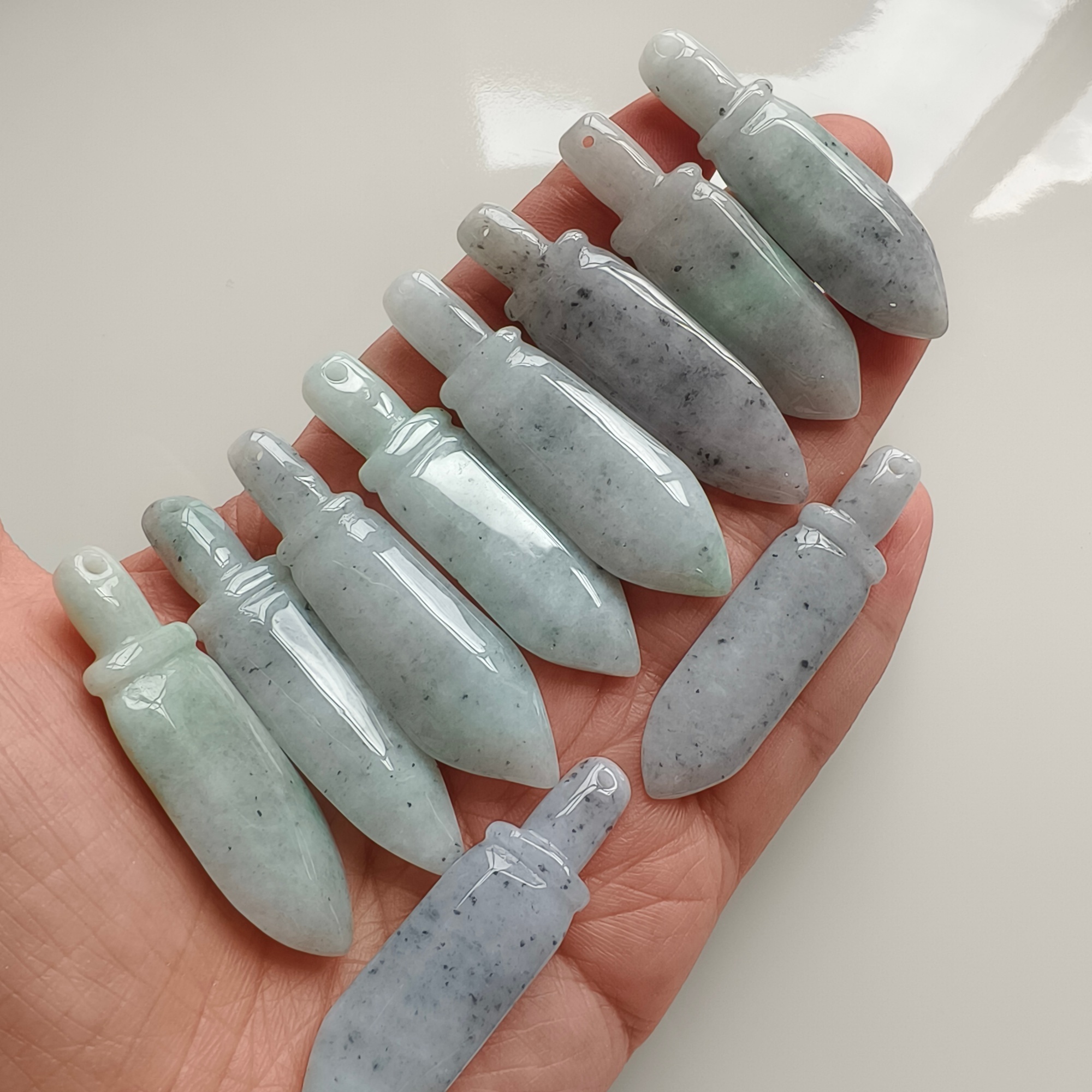 DDP 2pcs 50-51mm Natural Certificated Type A Black Chicken Species Burmese Jadeite Sword Pendant