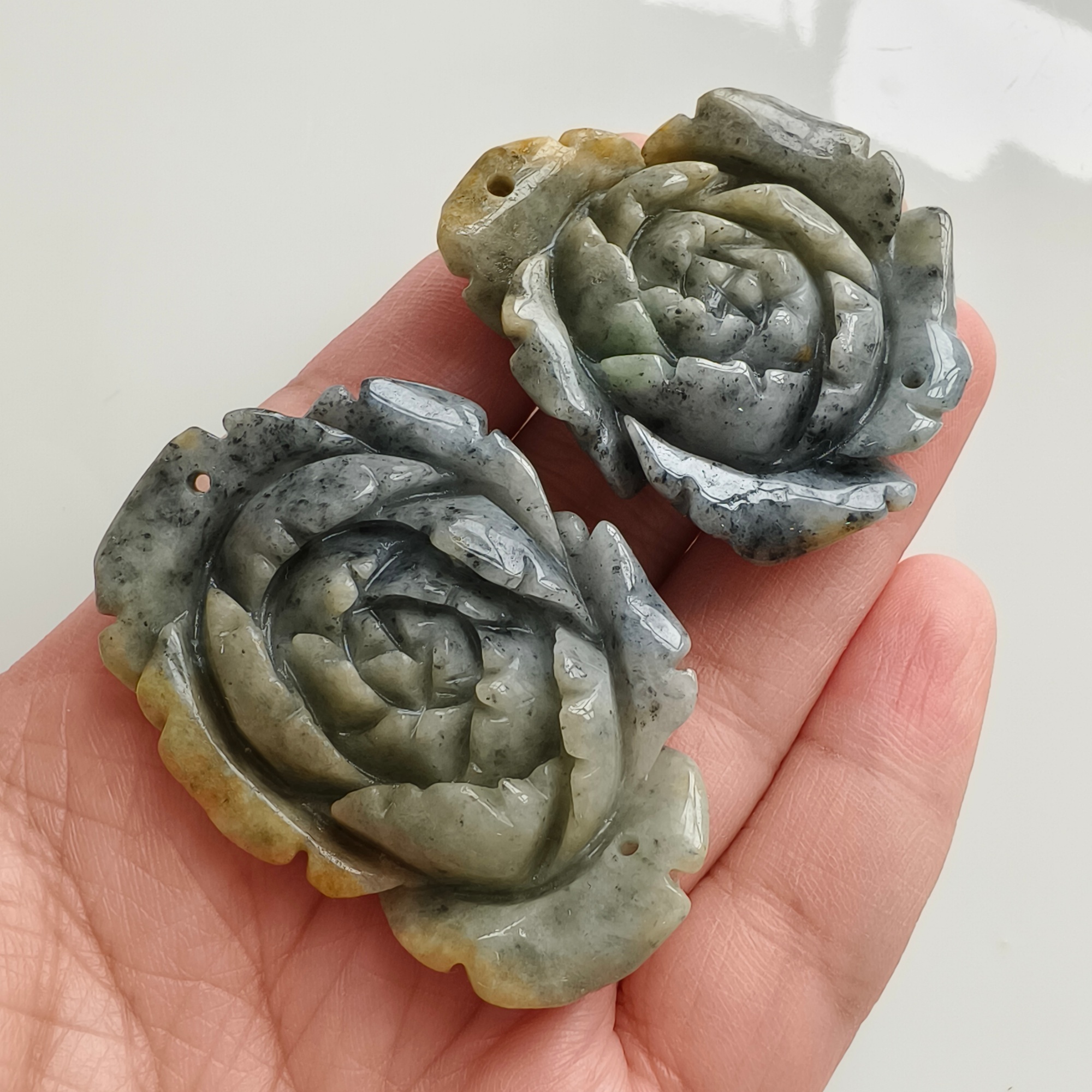 DDP 44.5-52mm Natural Certificated Black Chicken Species Yellow Burmese Jadeite Rose Pendant