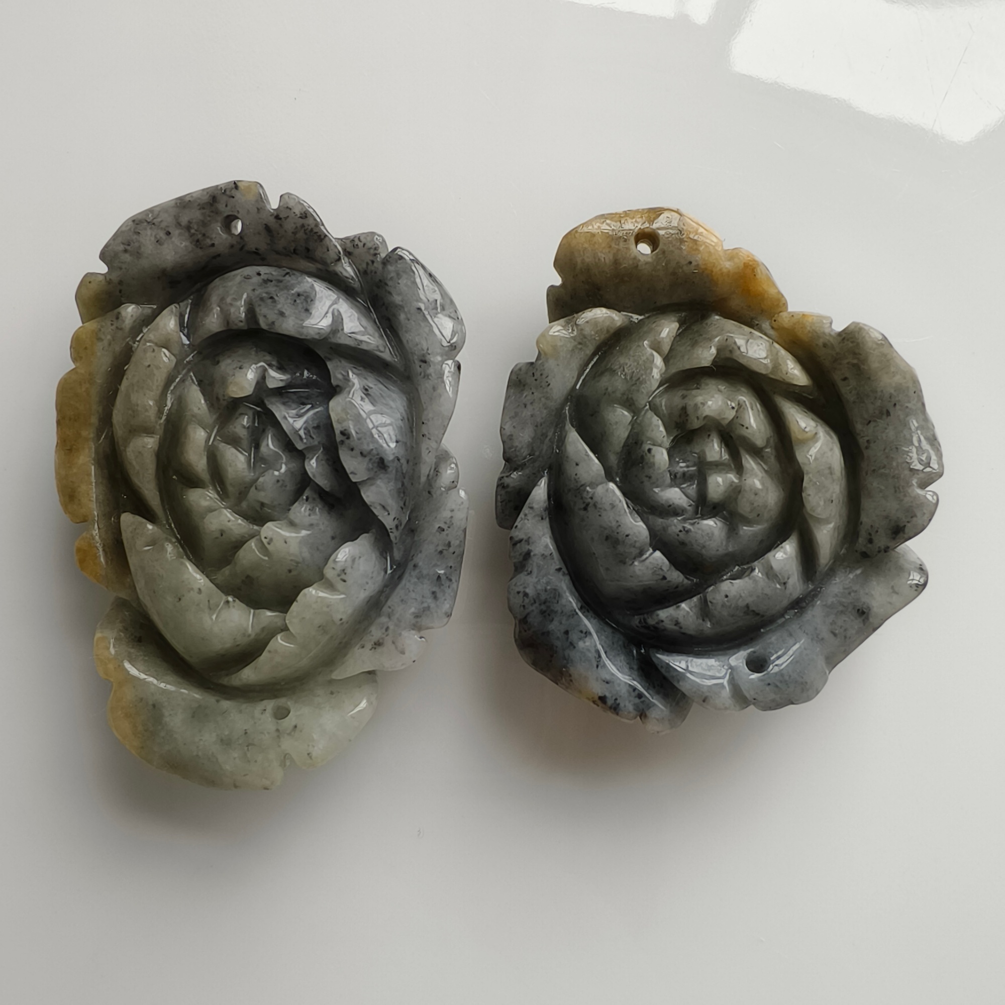 DDP 44.5-52mm Natural Certificated Black Chicken Species Yellow Burmese Jadeite Rose Pendant