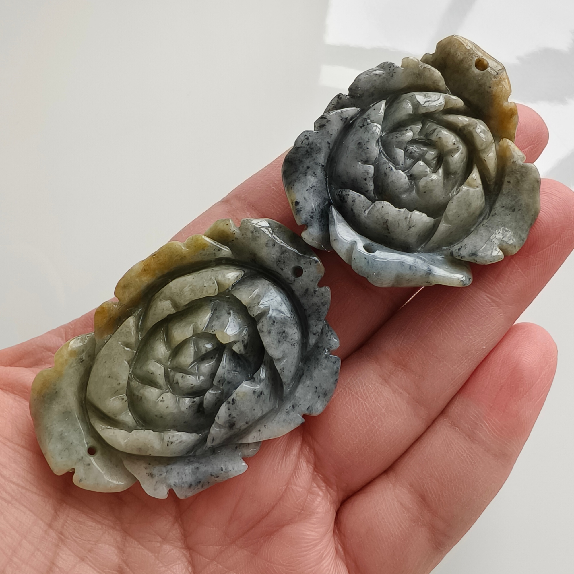 DDP 44.5-52mm Natural Certificated Black Chicken Species Yellow Burmese Jadeite Rose Pendant