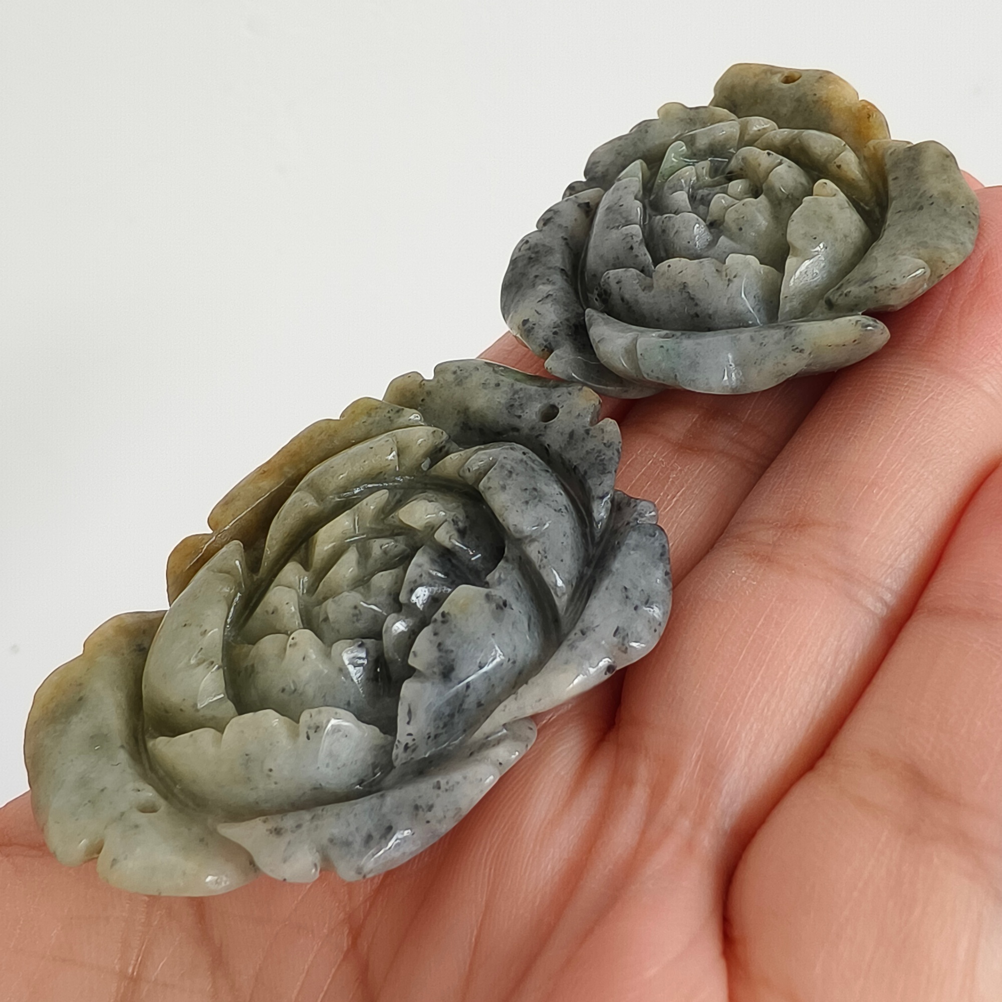 DDP 44.5-52mm Natural Certificated Black Chicken Species Yellow Burmese Jadeite Rose Pendant
