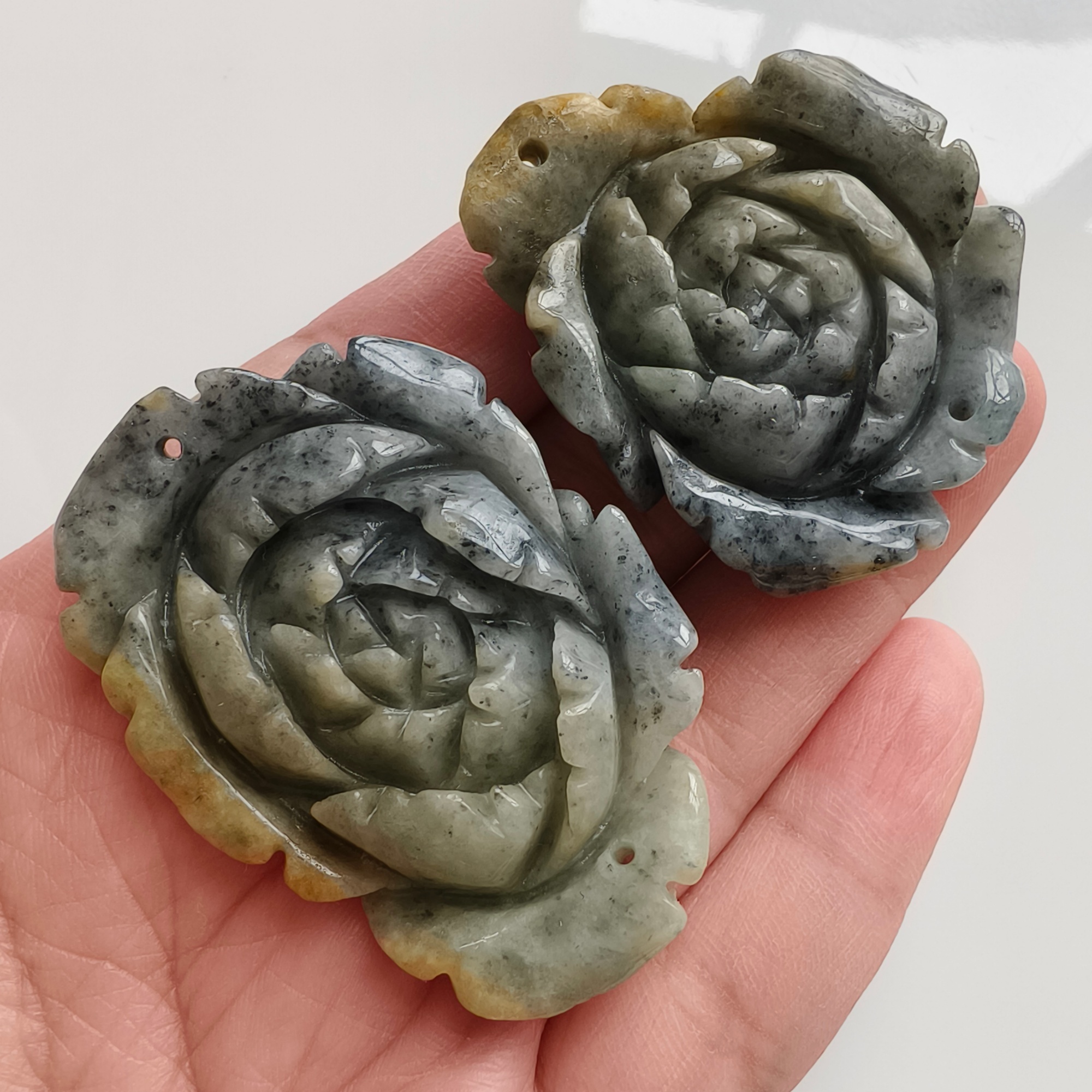 DDP 44.5-52mm Natural Certificated Black Chicken Species Yellow Burmese Jadeite Rose Pendant