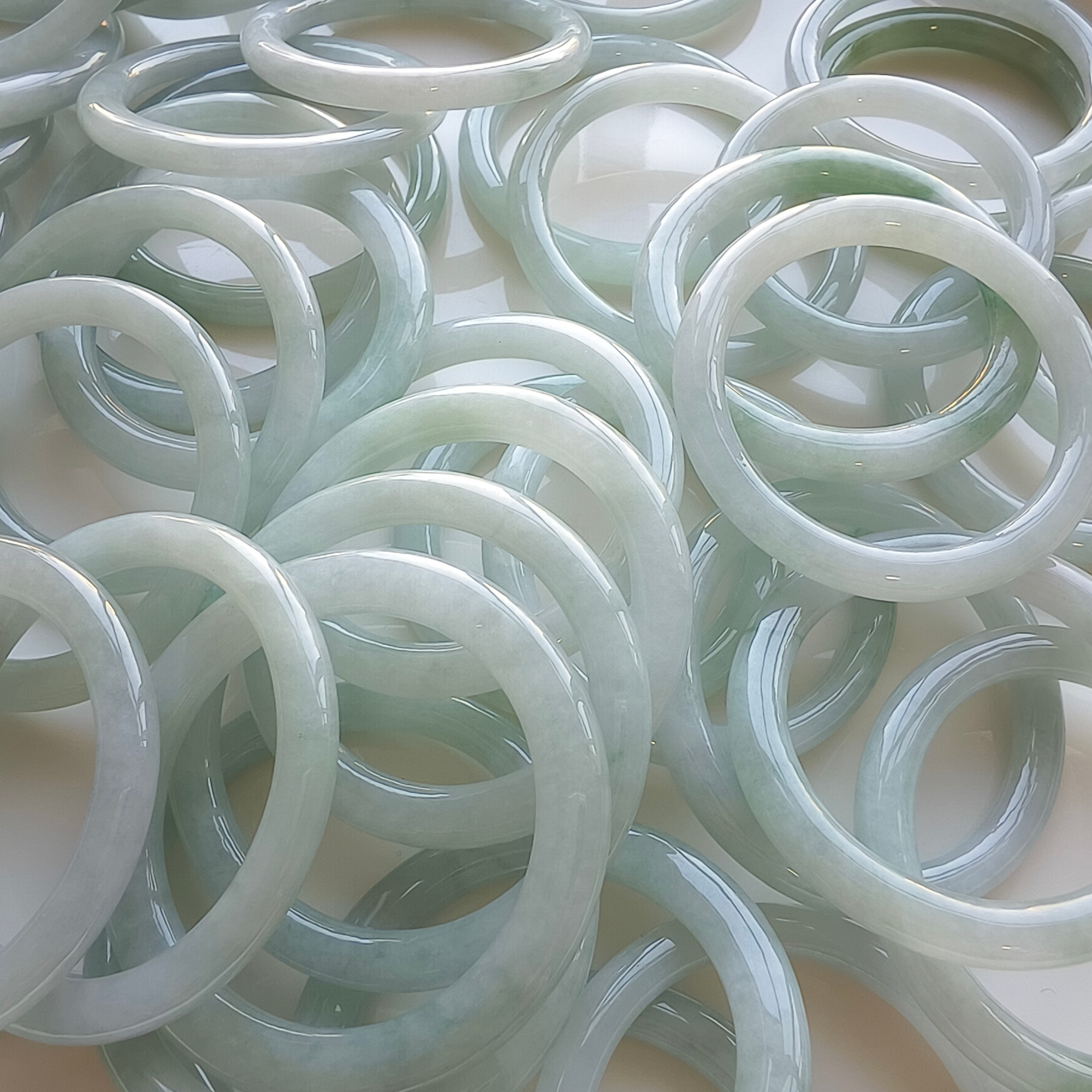 DDP 37.5-43mm Natural Type A Untreated Light Green Burmese Jadeite Round Band Kid’s Bangle
