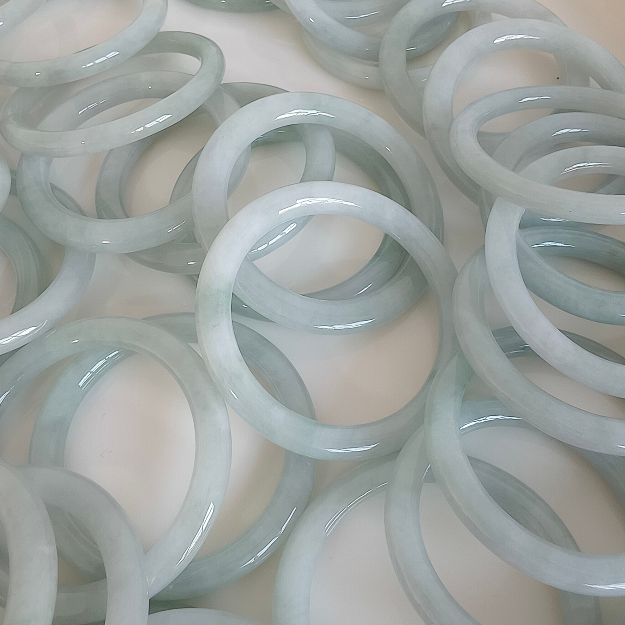 DDP 37.5-43mm Natural Type A Untreated Light Green Burmese Jadeite Round Band Kid’s Bangle