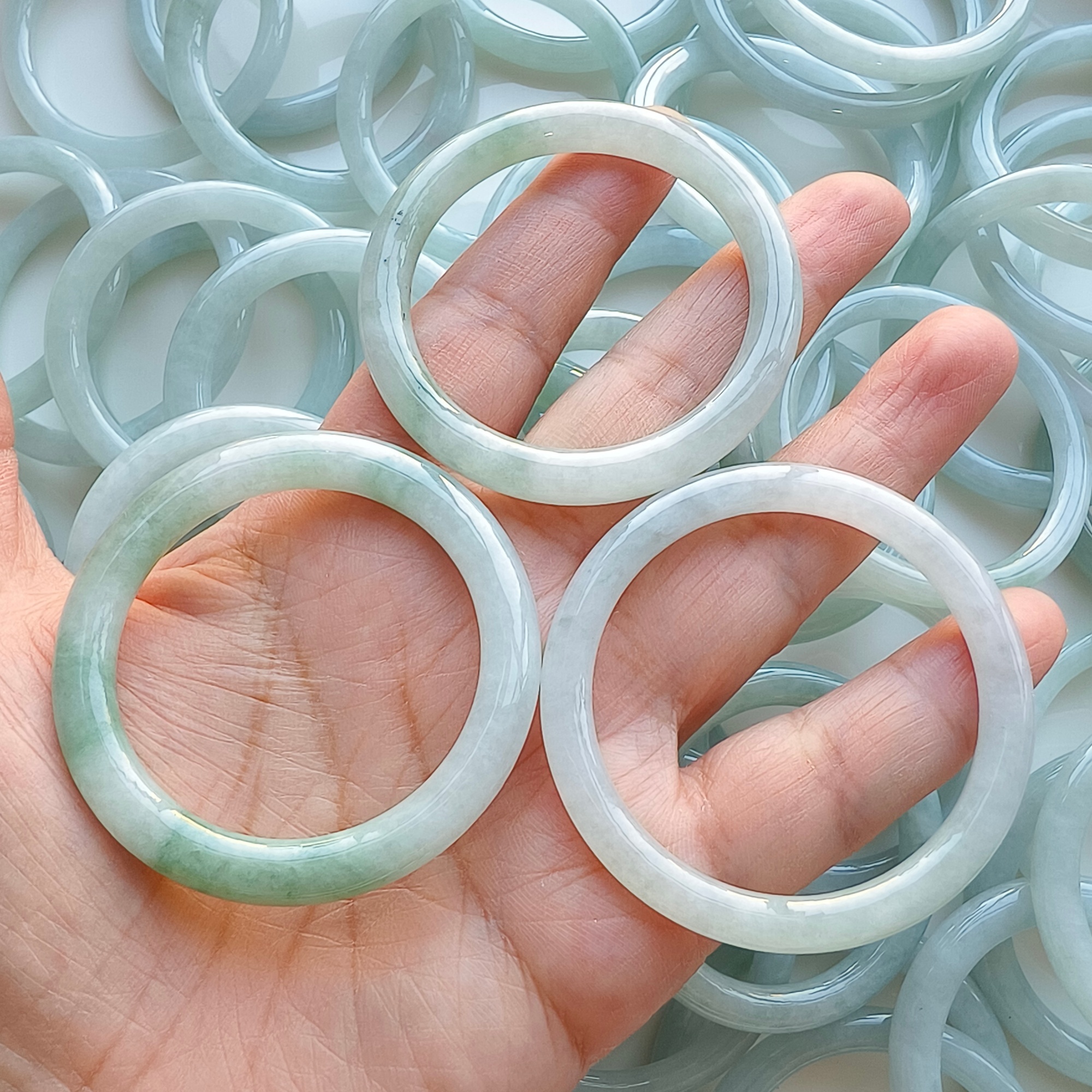 DDP 37.5-43mm Natural Type A Untreated Light Green Burmese Jadeite Round Band Kid’s Bangle