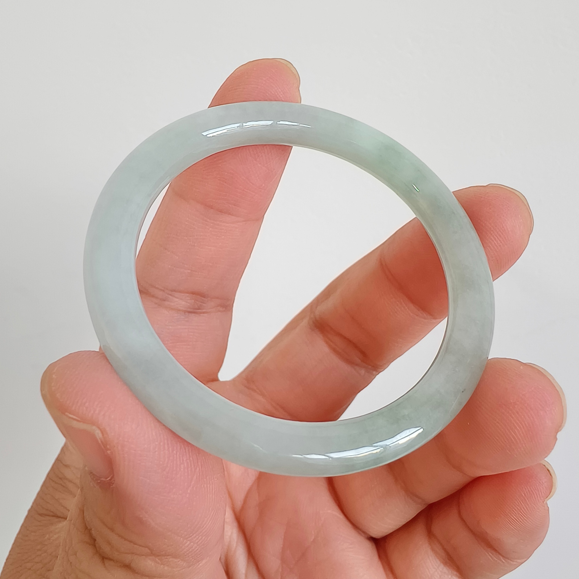 DDP 37.5-43mm Natural Type A Untreated Light Green Burmese Jadeite Round Band Kid’s Bangle