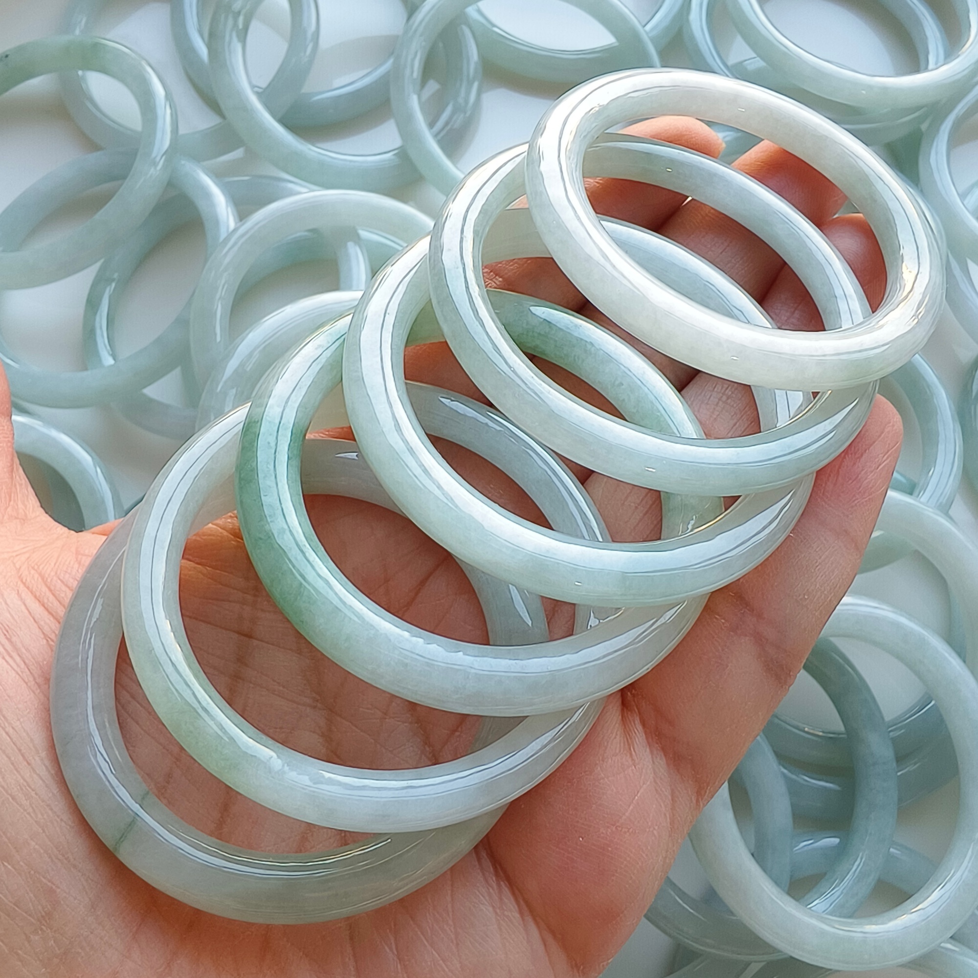 DDP 37.5-43mm Natural Type A Untreated Light Green Burmese Jadeite Round Band Kid’s Bangle