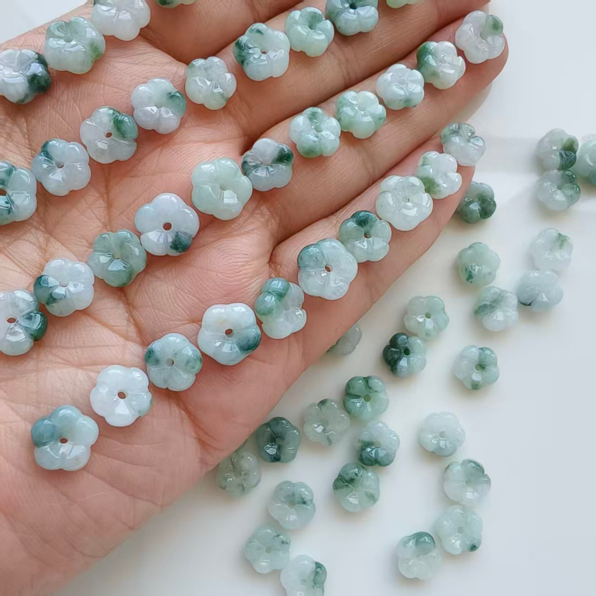 DDP 5pcs 8-9mm Natural Type A Untreated Moss In Snow Burmese Jadeite Flower Beads