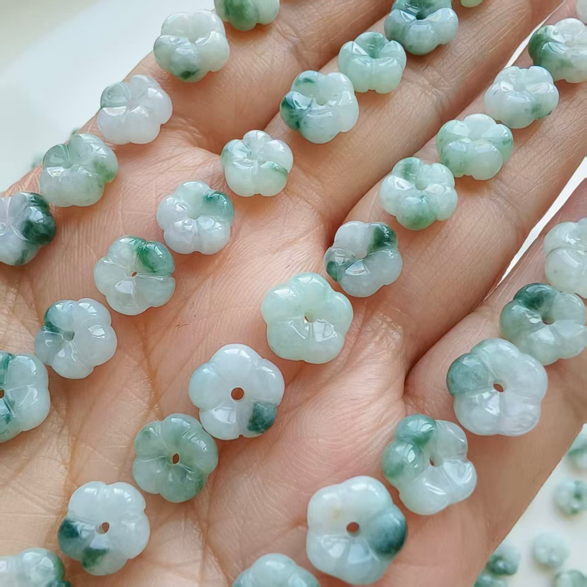 DDP 5pcs 8-9mm Natural Type A Untreated Moss In Snow Burmese Jadeite Flower Beads