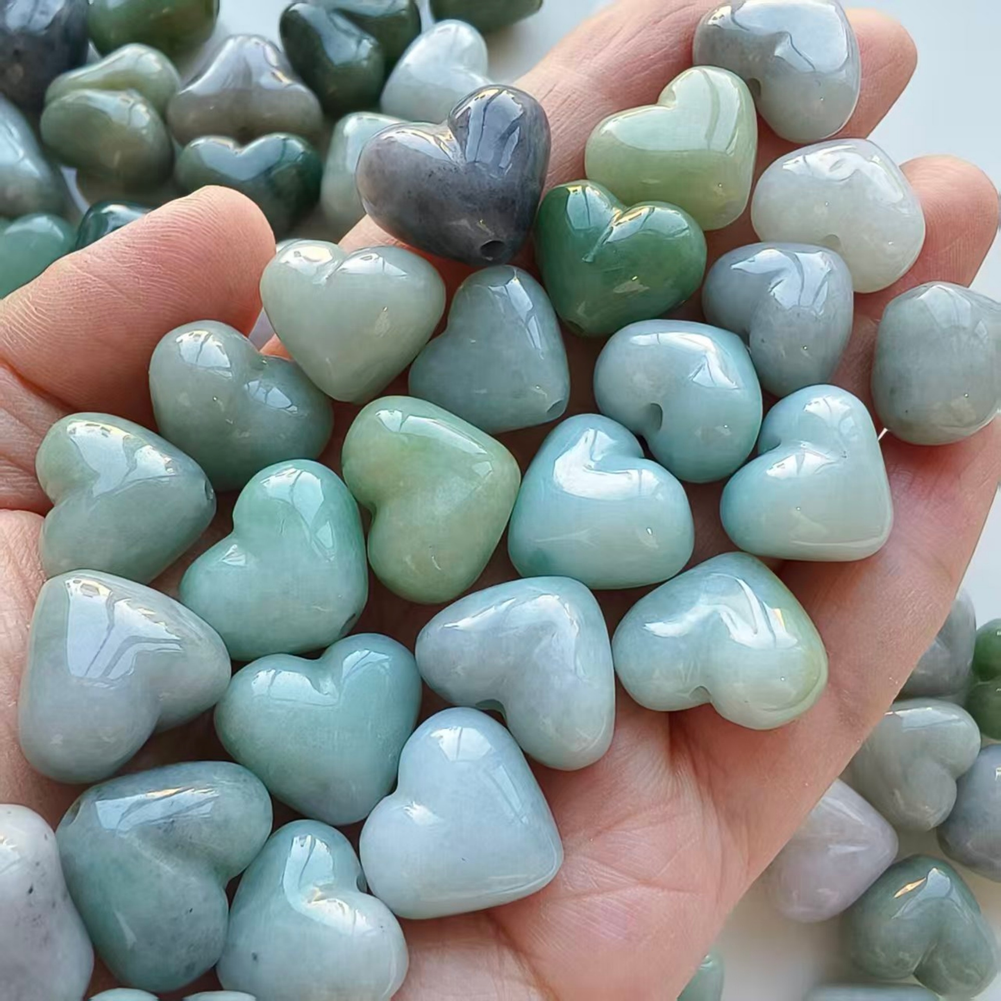 DDP 5pcs 18-22mm Natural Certificated Type A Untreated White Green Burmese Jadeite Heart Beads