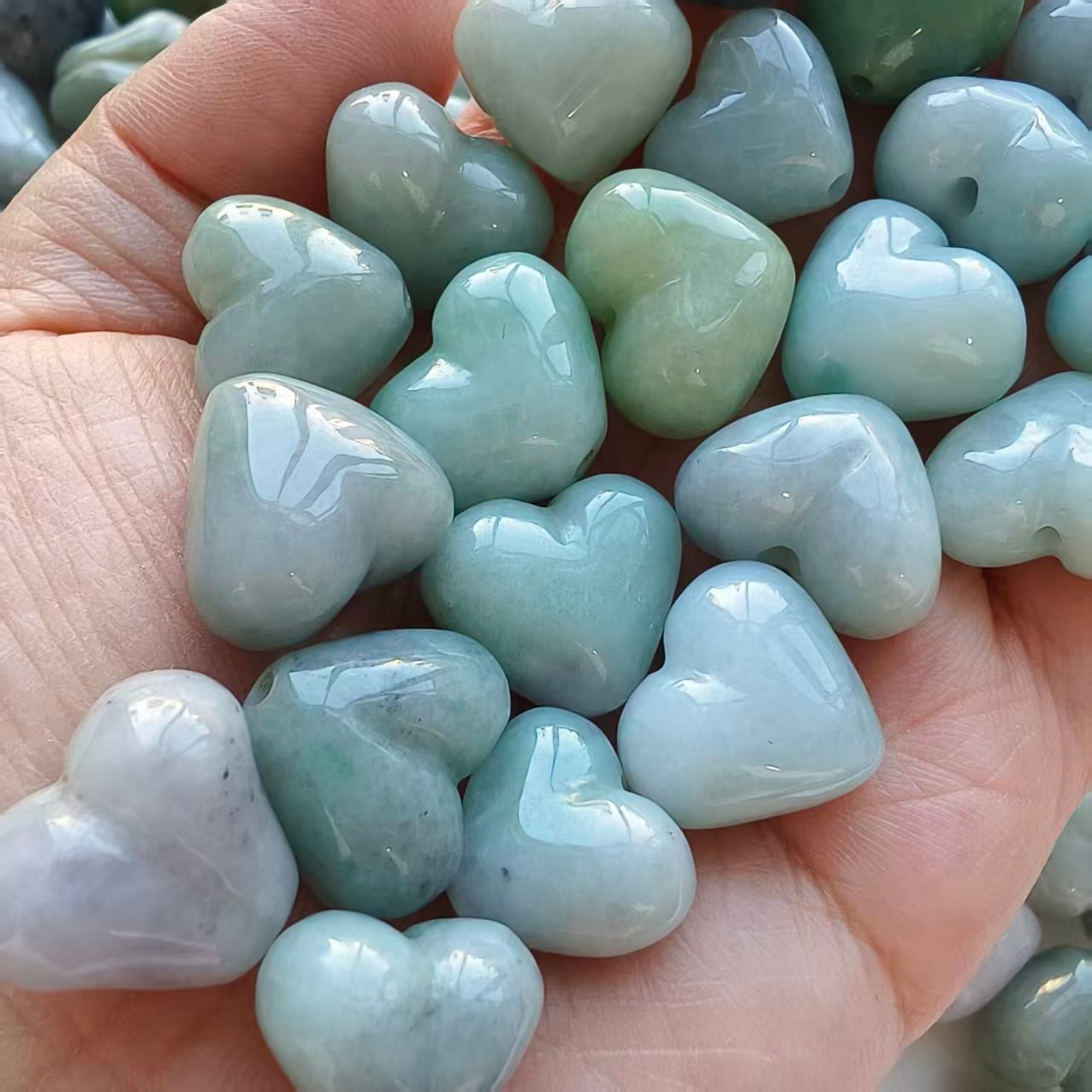 DDP 5pcs 18-22mm Natural Certificated Type A Untreated White Green Burmese Jadeite Heart Beads