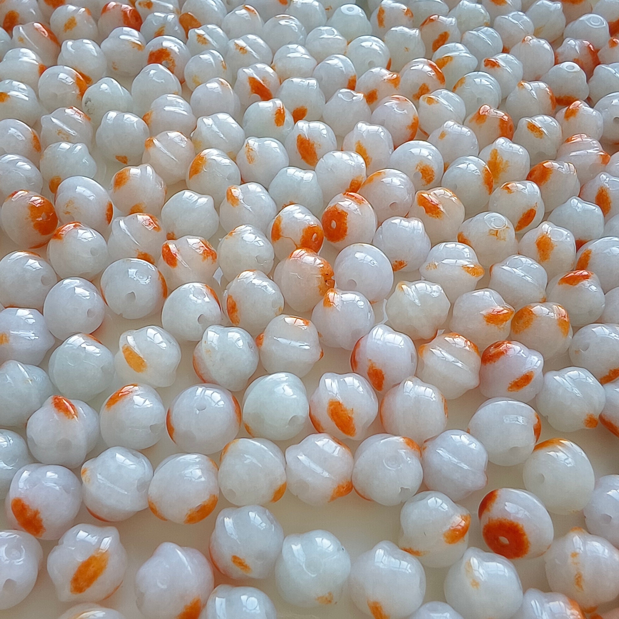 DDP 20pcs 9X10mm Natural Certificated Red White Burmese Jadeite Lantern Beads