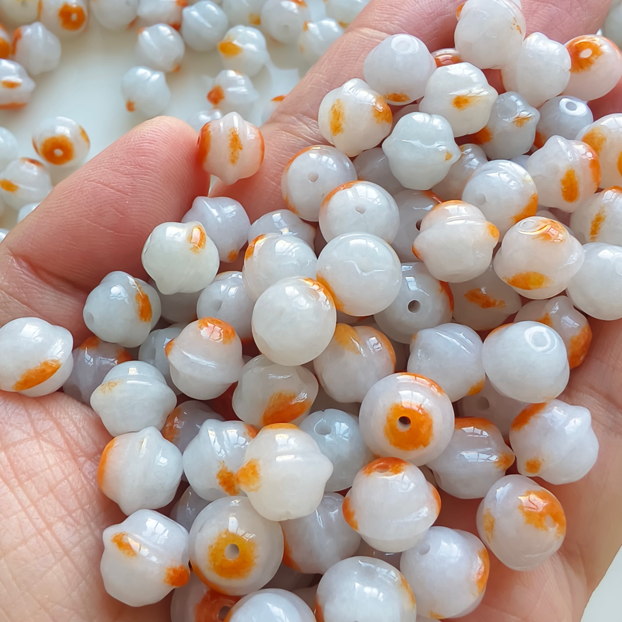 DDP 20pcs 9X10mm Natural Certificated Red White Burmese Jadeite Lantern Beads