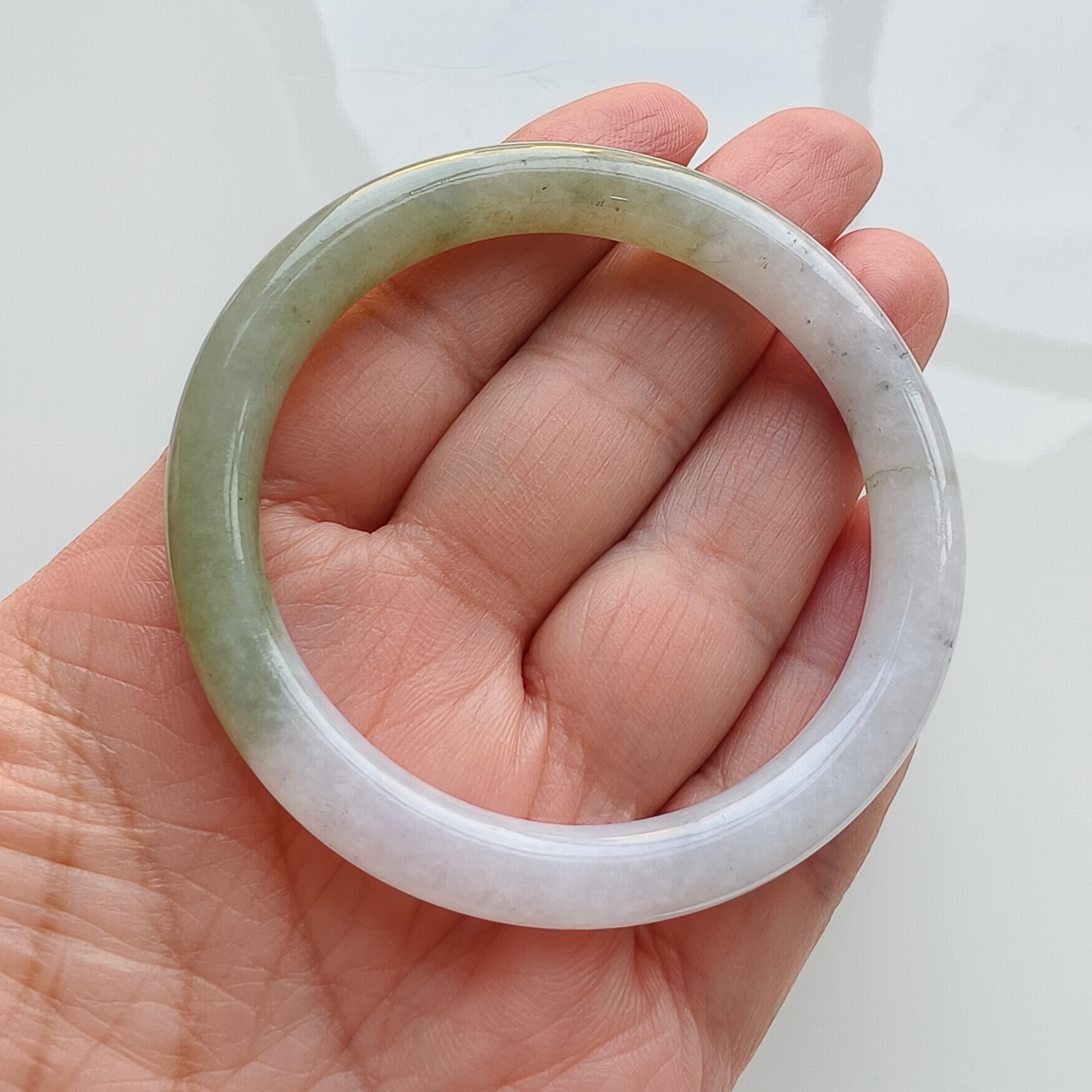 DDP 51mm Natural Green White Burmese Jadeite Round Band Bangle