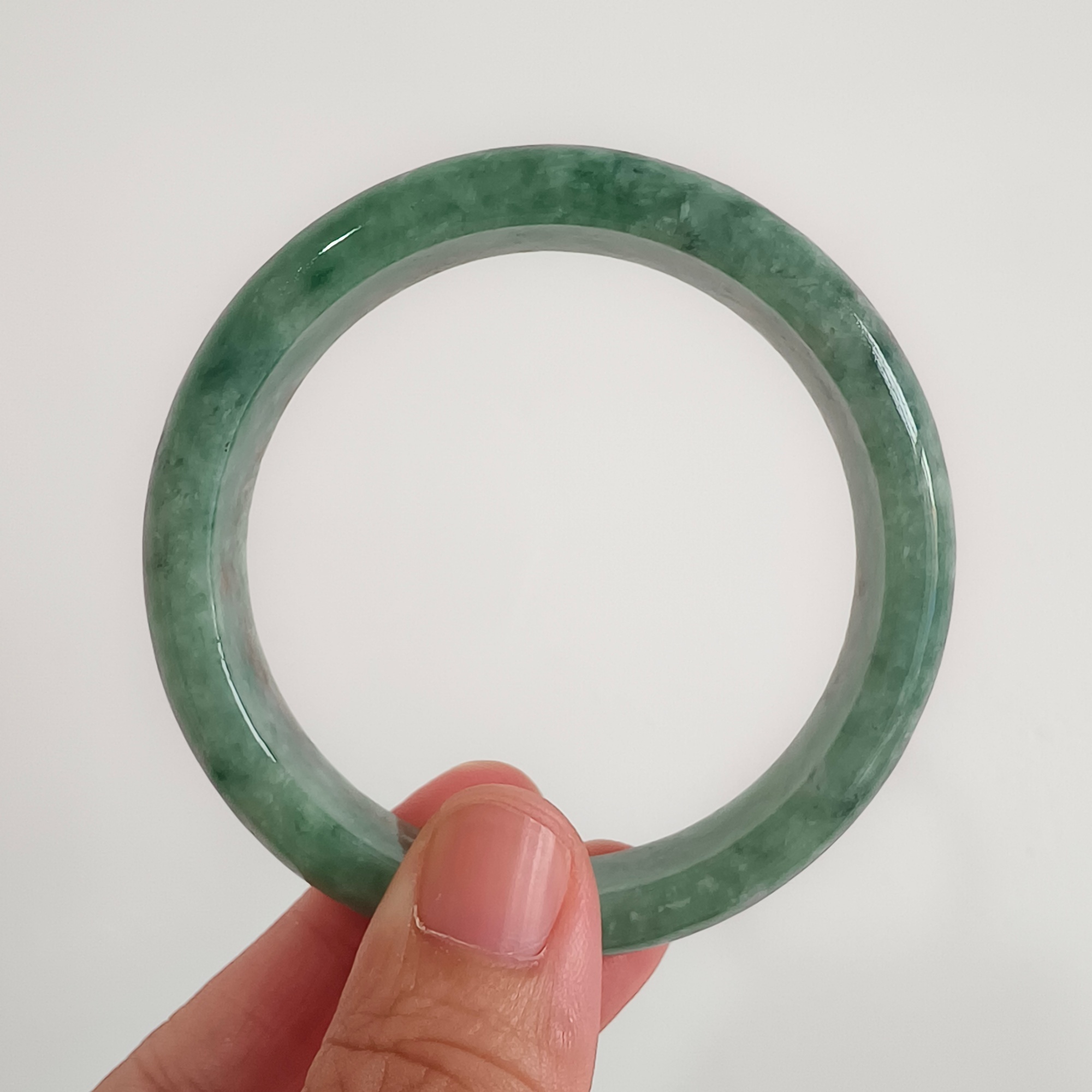DDP 56.5mm Natural Type A Bean Green Burmese Jadeite Round Band Bangle