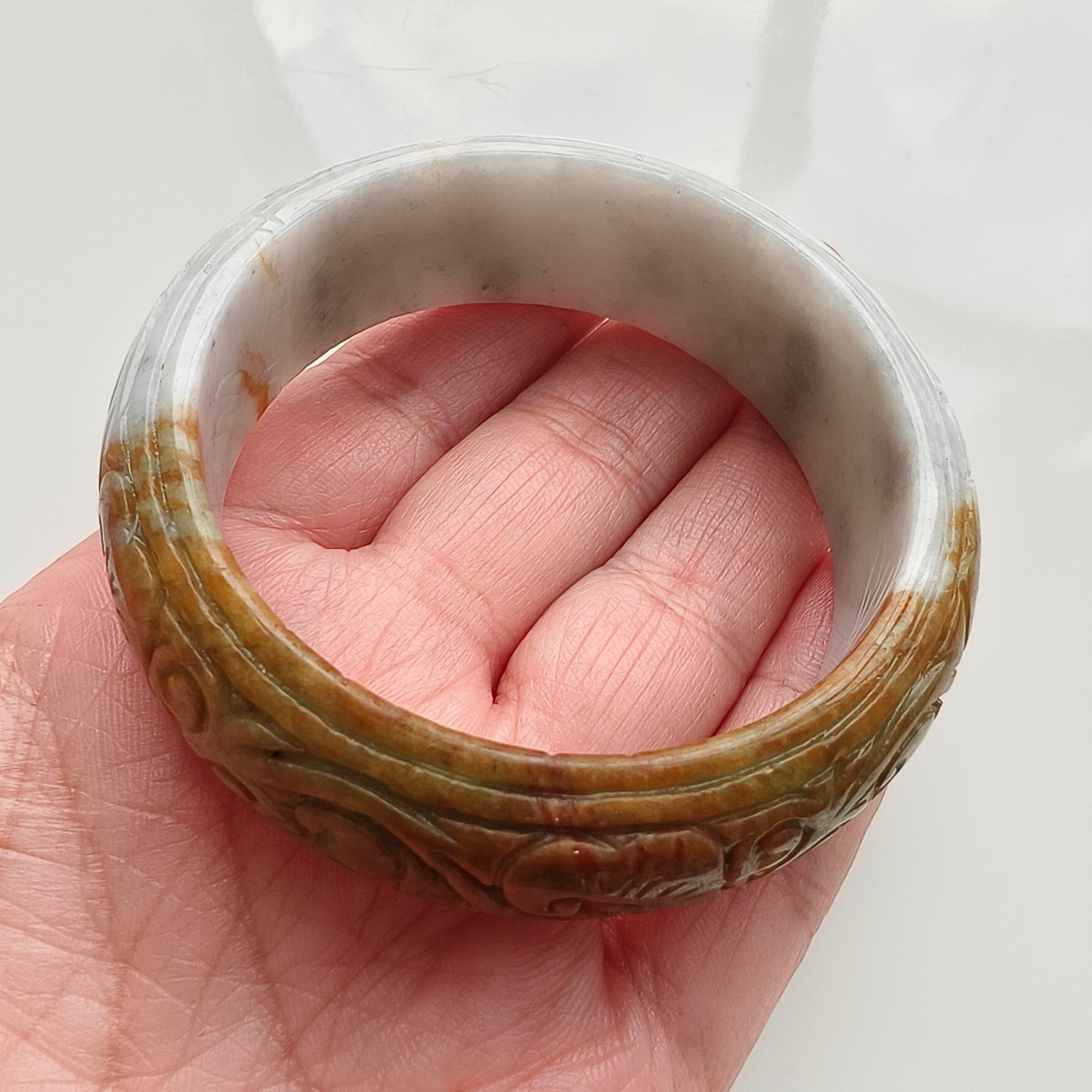 DDP 54.5mm Natural Yellow White Burmese Jadeite Round Band Bangle With Ruyi Carved