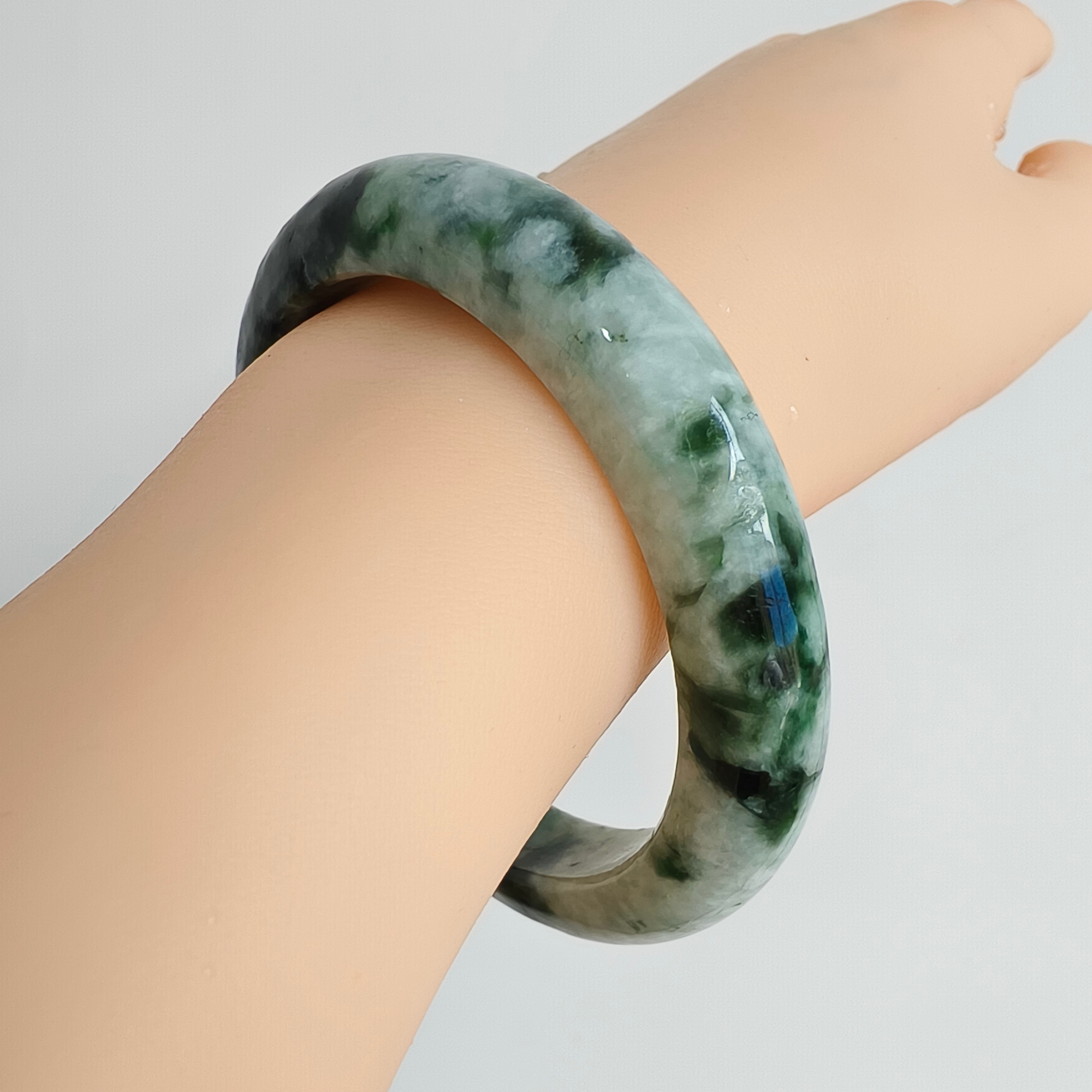 DDP 57mm Natural Type A Green Burmese Jadeite Round Band Bangle
