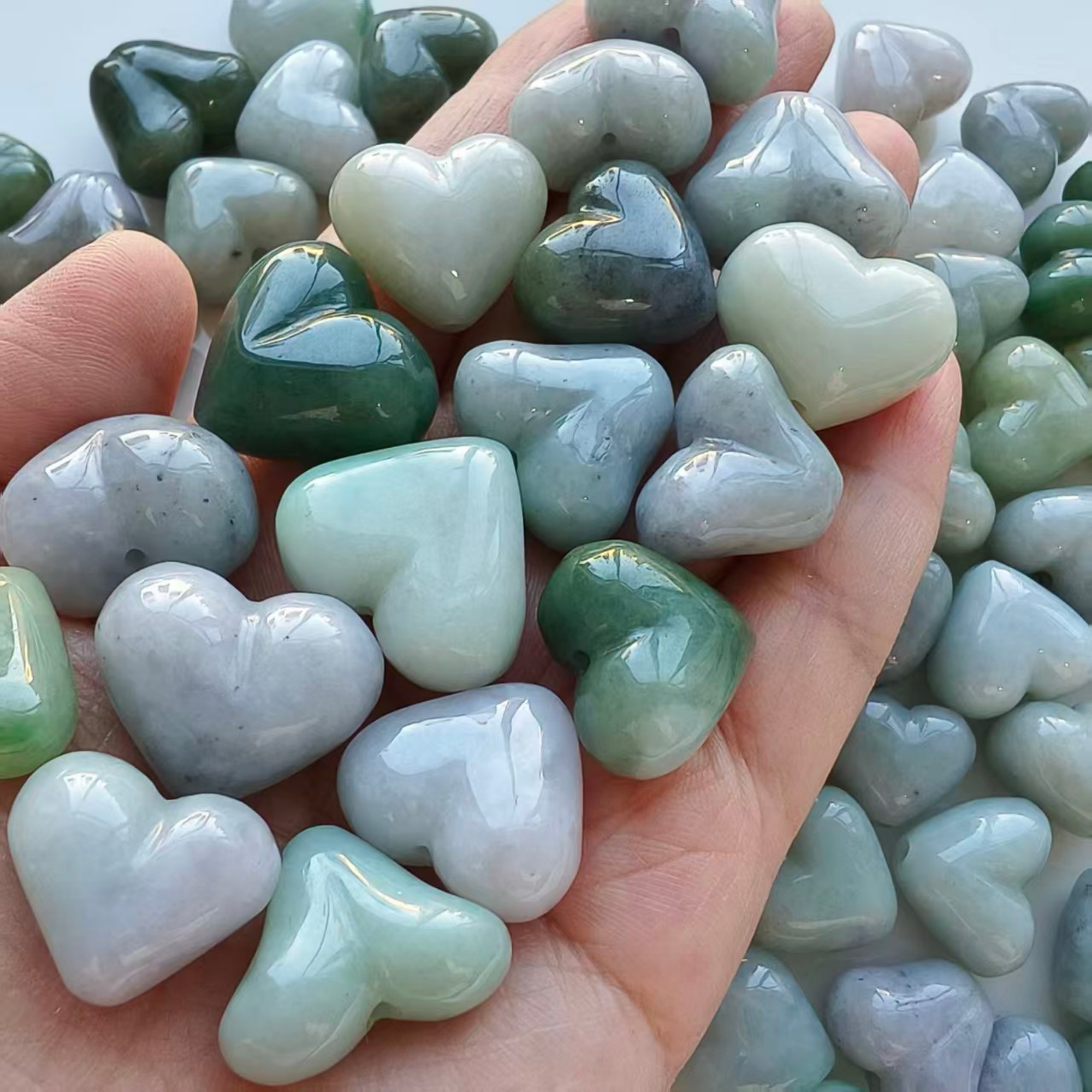 DDP 5pcs 18-22mm Natural Certificated Type A Untreated White Green Burmese Jadeite Heart Beads