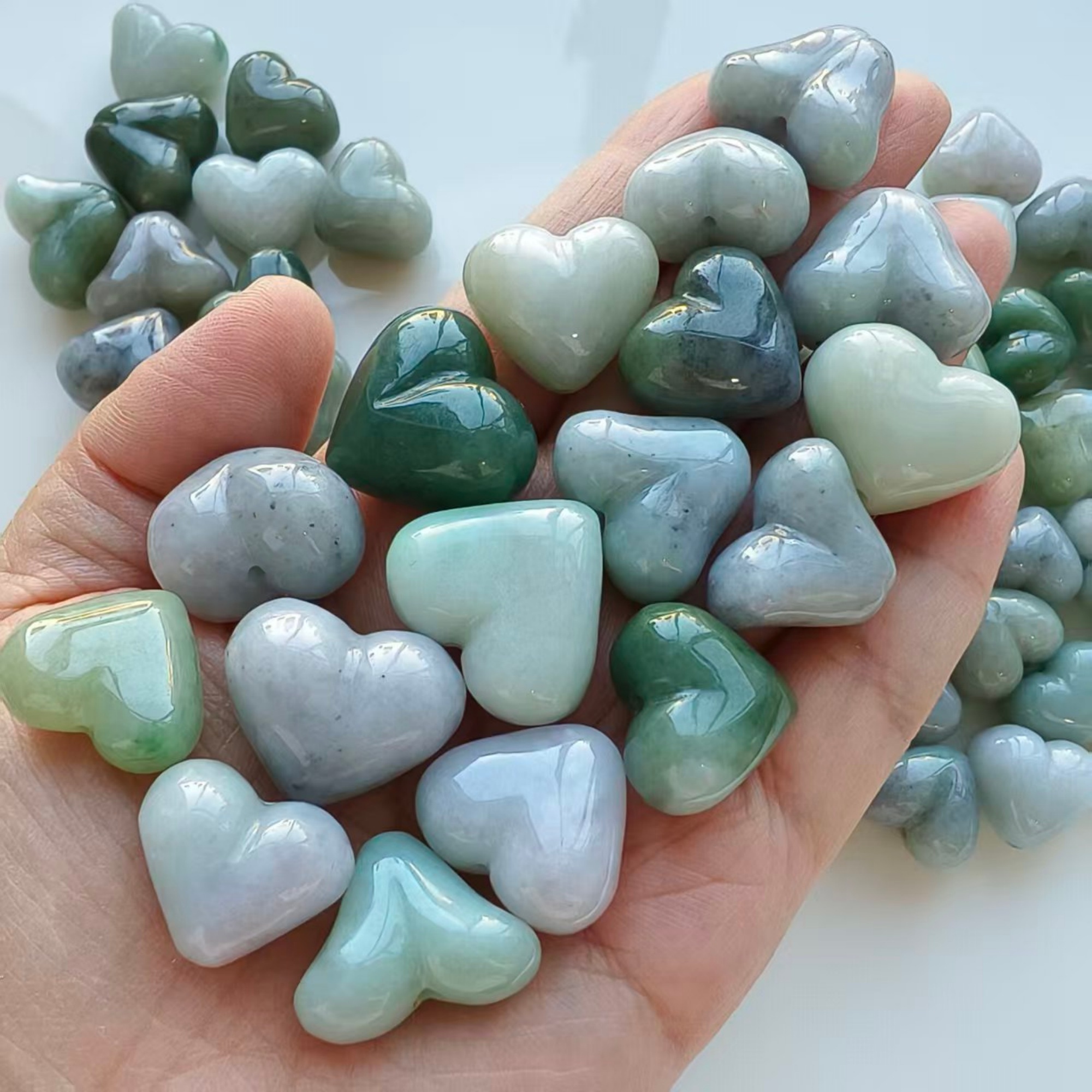 DDP 5pcs 18-22mm Natural Certificated Type A Untreated White Green Burmese Jadeite Heart Beads