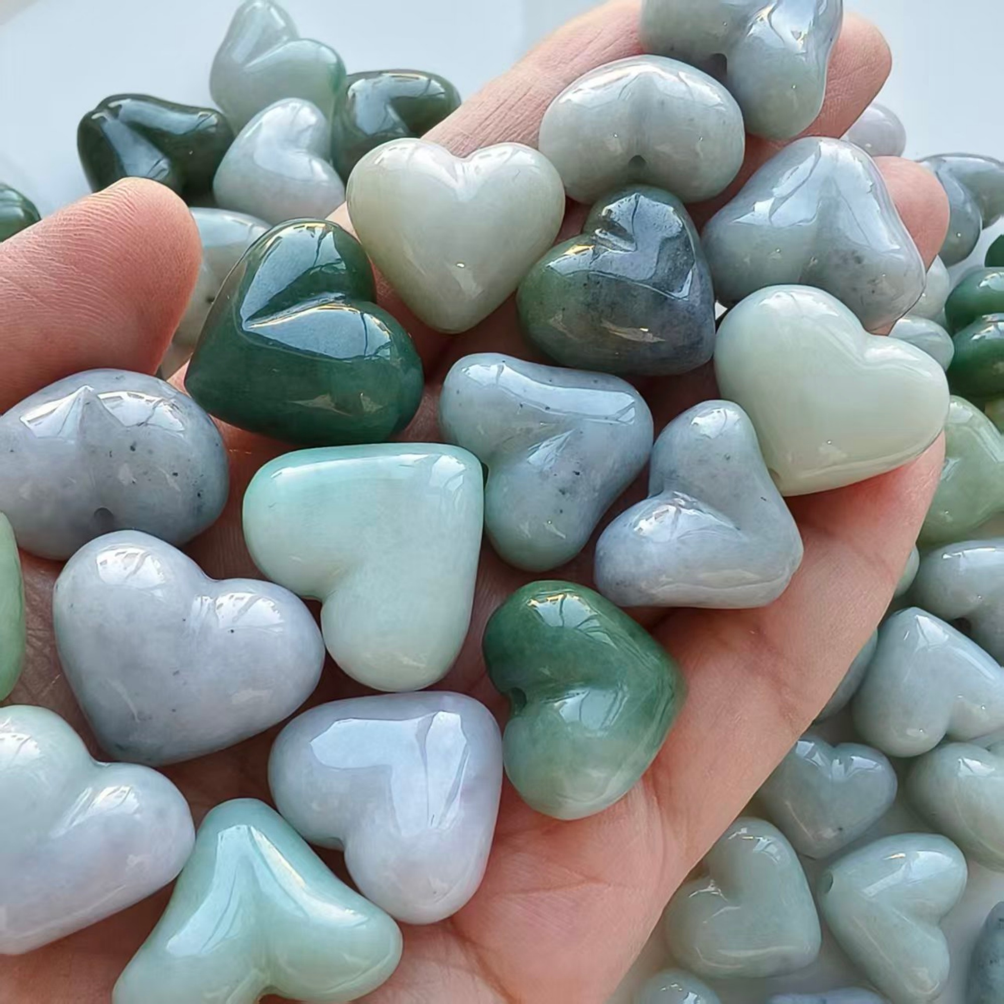 DDP 5pcs 18-22mm Natural Certificated Type A Untreated White Green Burmese Jadeite Heart Beads