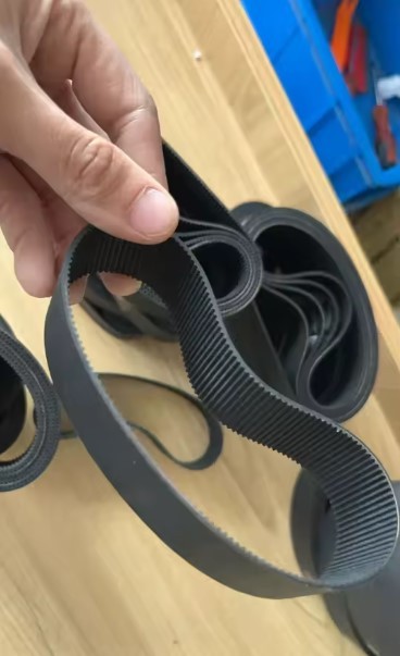 900209 Electric Steering Rack Belt for Mercedes Benz G 2019 318-28-1.85-5°