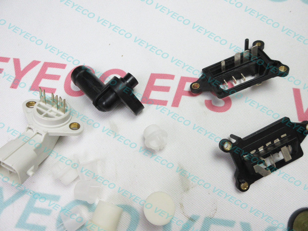 NEW Electrical Power Steering Rack Motor Plug Housing Cover Cap Pins