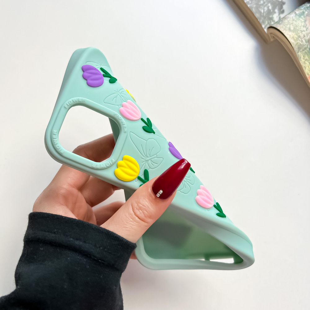 Butterflies playing with flowers pattern  phone shell