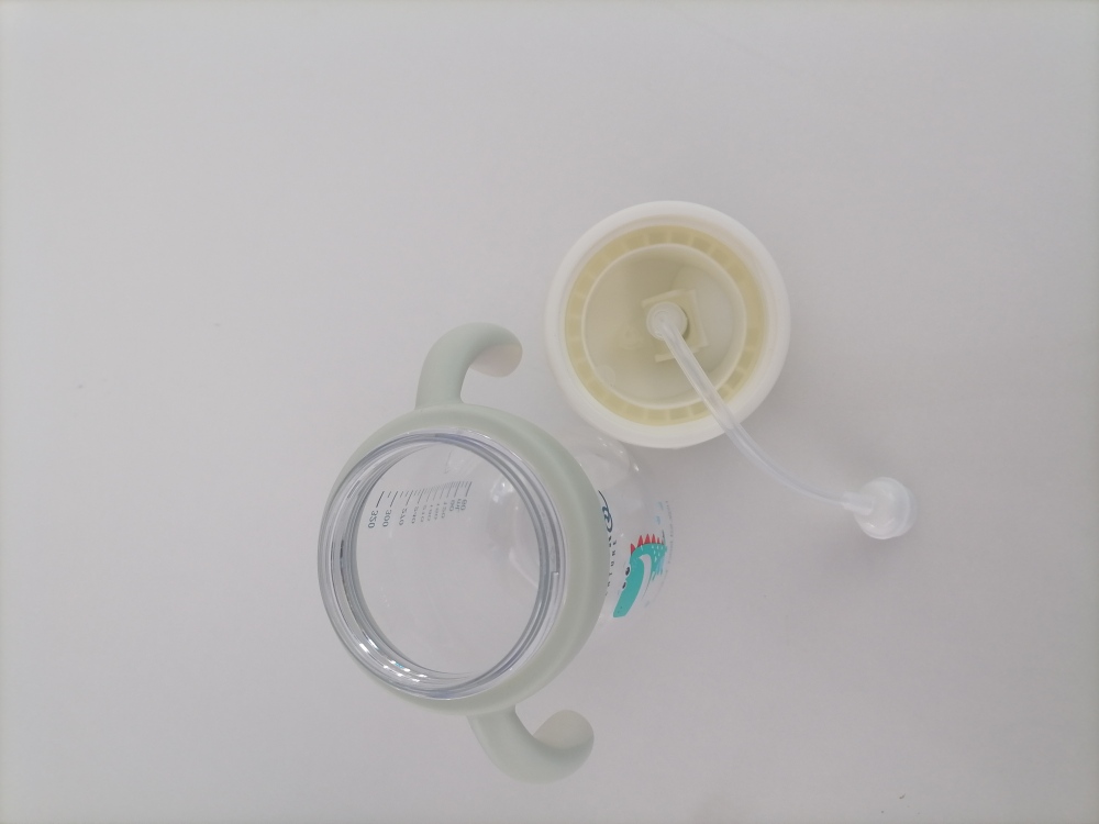 baby water bottle