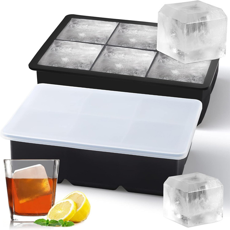 Ice cube container with lid
