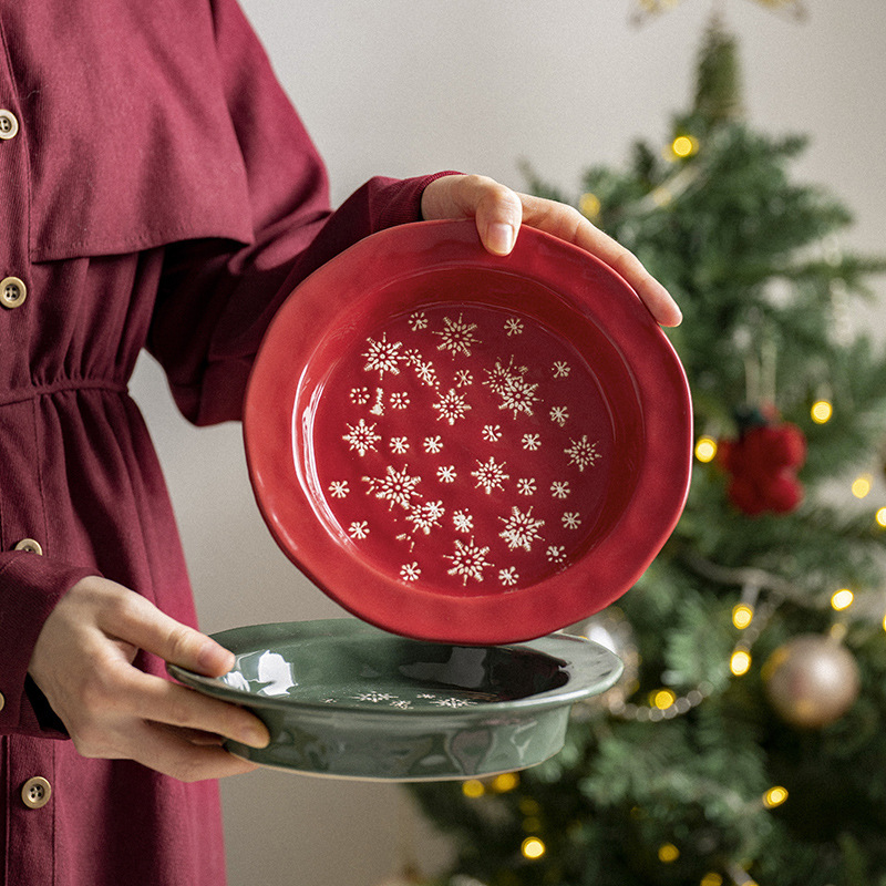3pcs Christmas Cutlery Embossed Plate, Snowflake Steak Western Plate, Creative Simple Ceramic Dessert Dinner Set