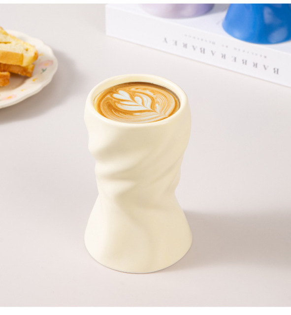 Creative Handcrafted Ceramic Ruffled Mug, Wind Coffee Mug, Handheld Cup