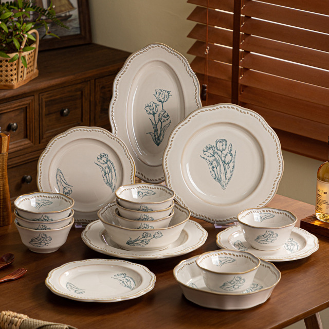 Wedding Vintage French-style Rose Underglaze Ceramic Dinnerware Set